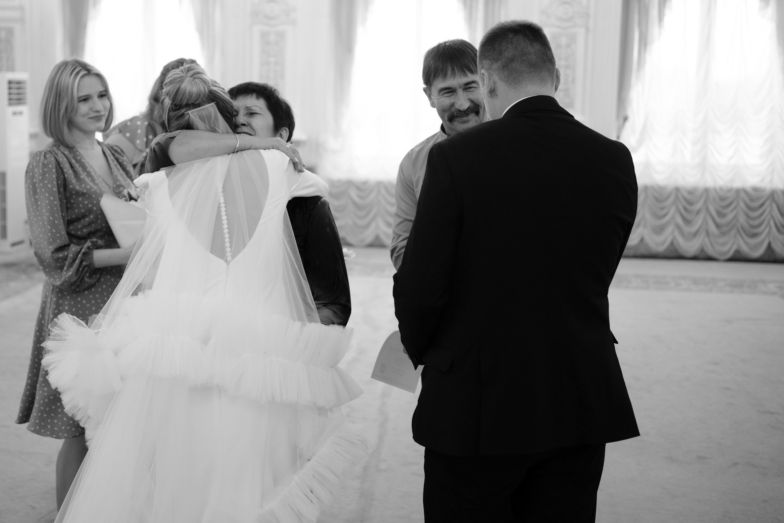 Однажды в летнем саду. Свадебный фотограф в Петербурге Таша Вайб