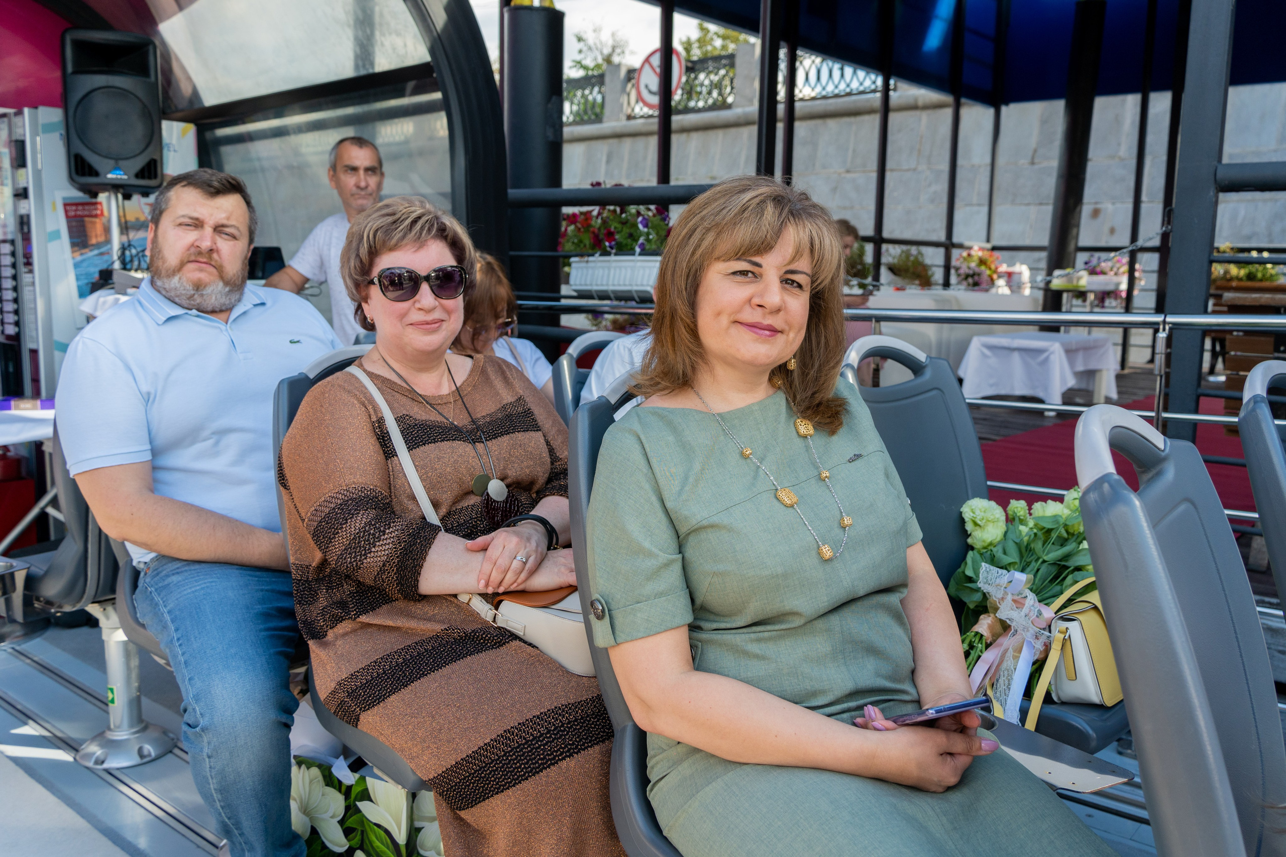 Юлия и Сергей. Регистрация на кораблике. Репортажный и интерьерный фотограф Александра Солдатова