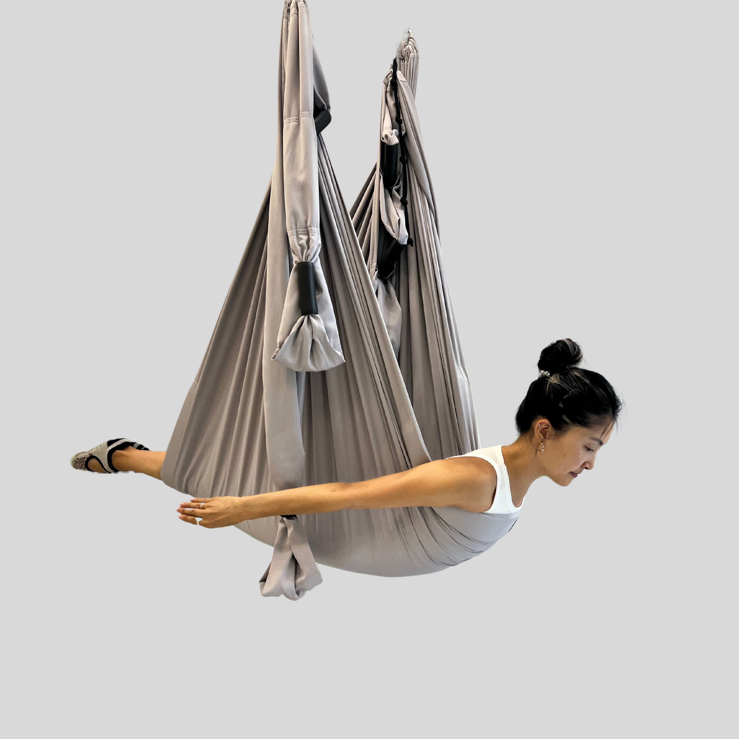 Флай йога, aerial yoga, аэро йога, связка в гамаке, позы в гамаке, aerial yoga exercise, fly yoga practice, fly yoga low, низкий гамак. Преподаю и провожу обучение по флай йоге