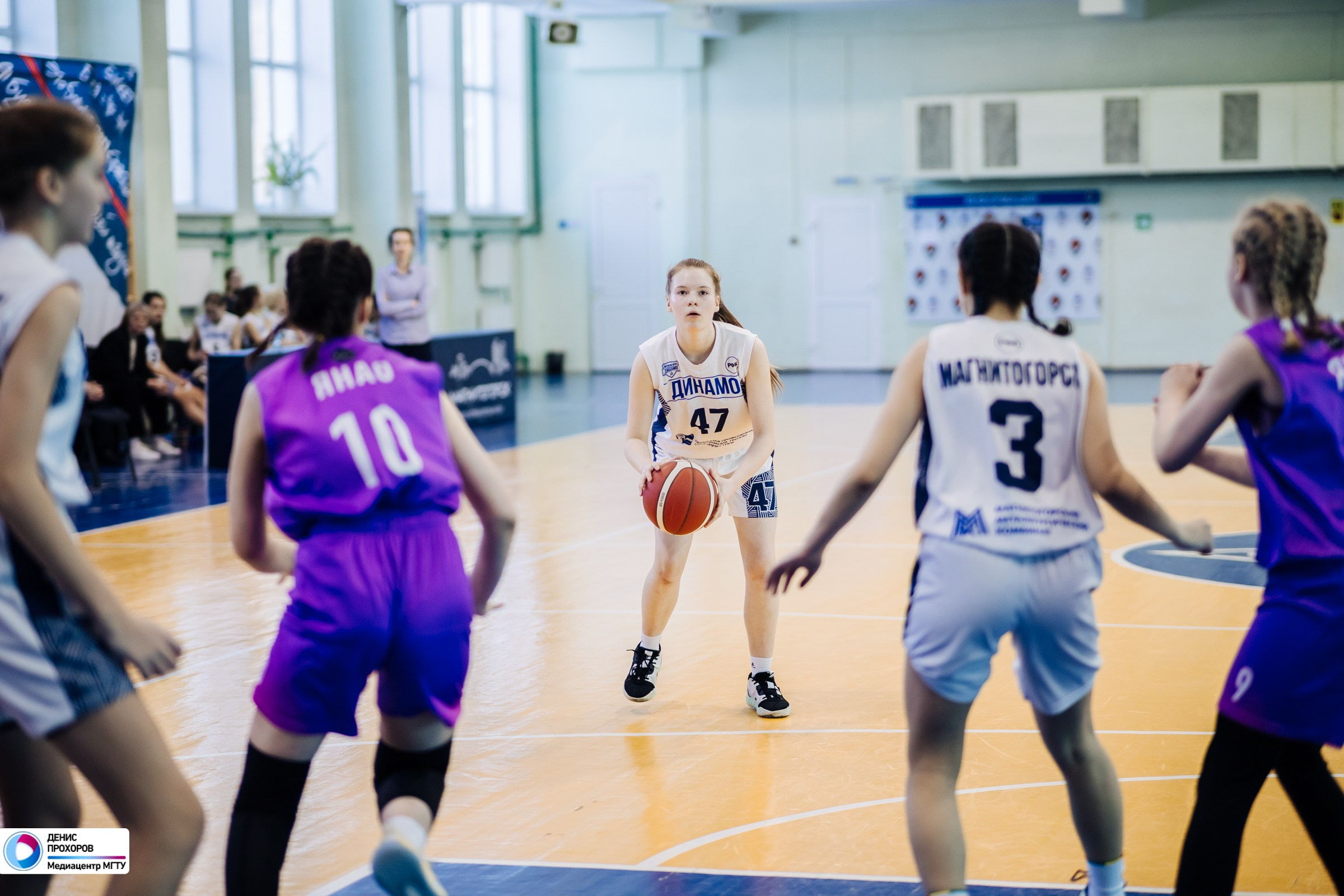 Соревнования по баскетболу среди девушек до 16 лет / 04.02.24. Денис Прохоров Фотограф в г. Магнитогорск