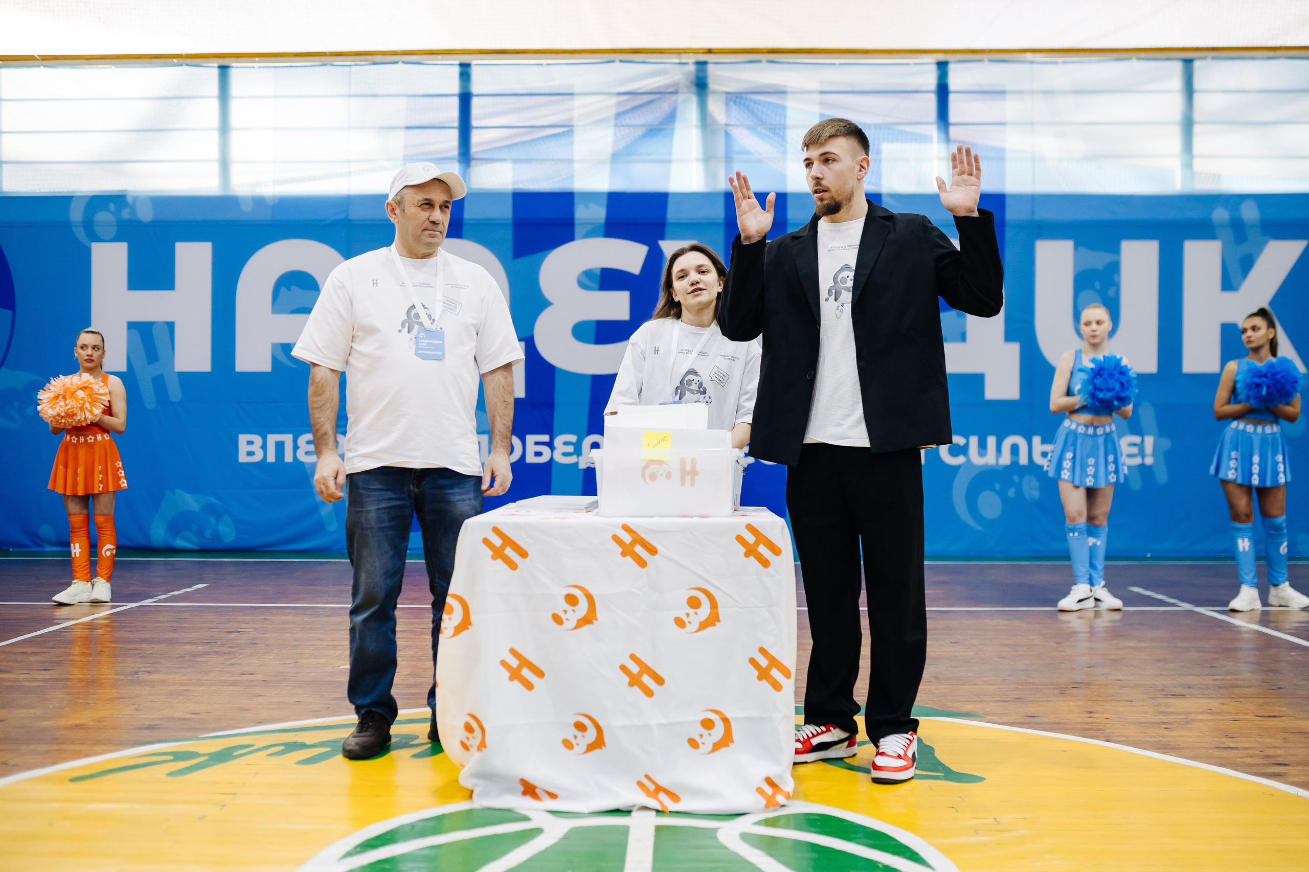 Турнир по футболу среди команд школ-интернатов Магнитогорска «Надеждик CUP» // 08.12.2024. Денис Прохоров Фотограф в г. Магнитогорск