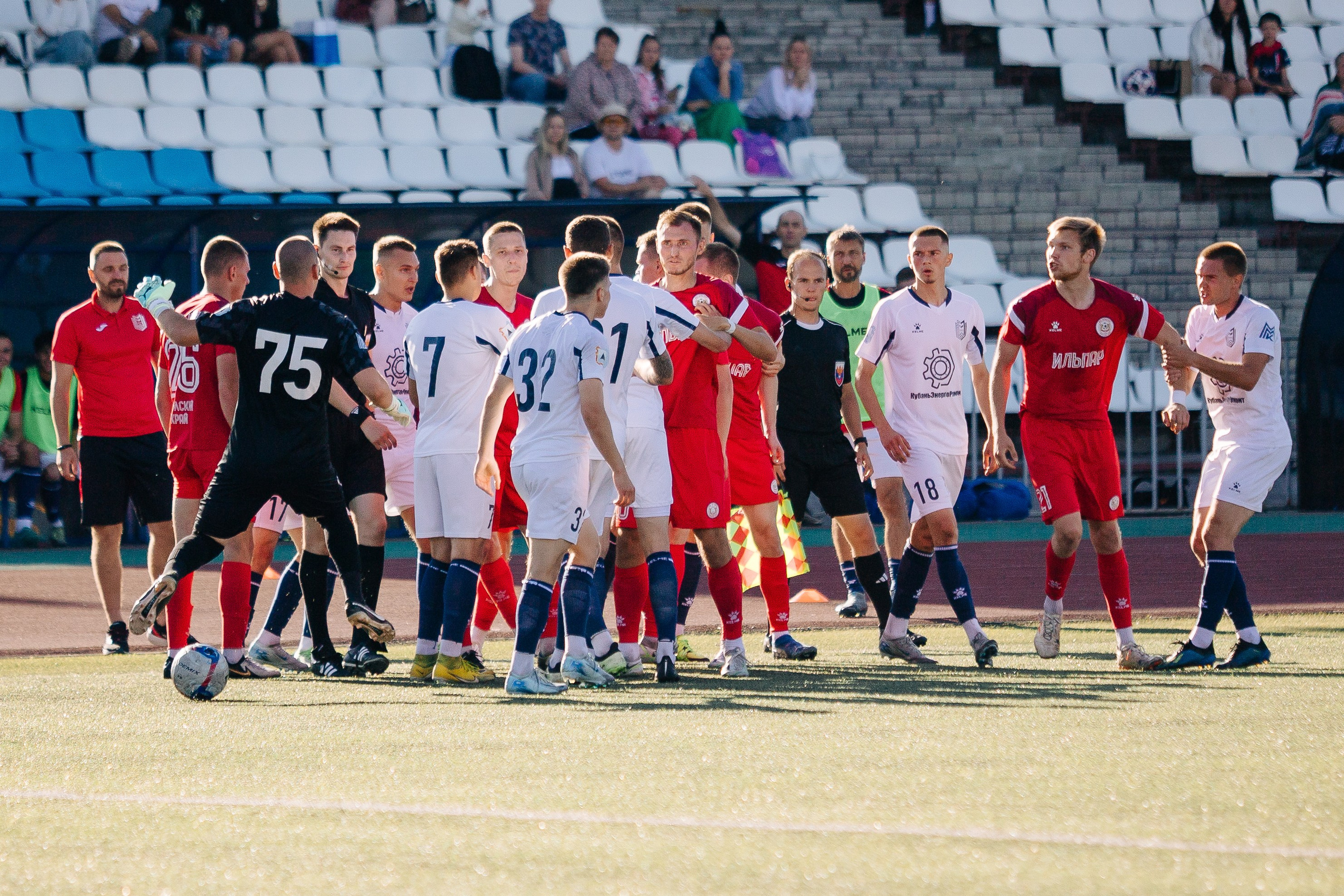 ФК «Металлург-Магнитогорск» — ФК «Ильпар» // 19.07.25. Денис Прохоров Фотограф в г. Магнитогорск