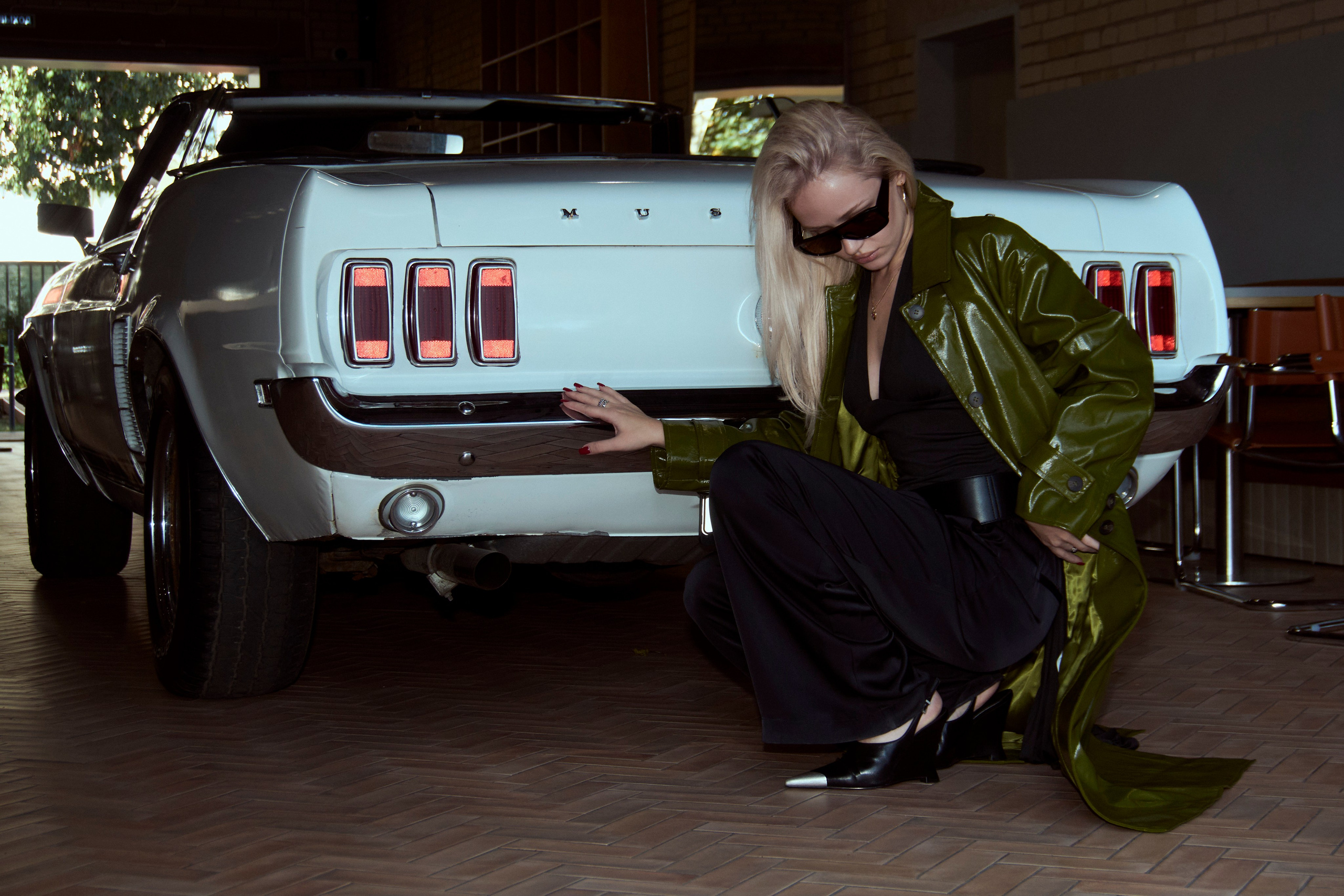 Машина. ALIZHURR