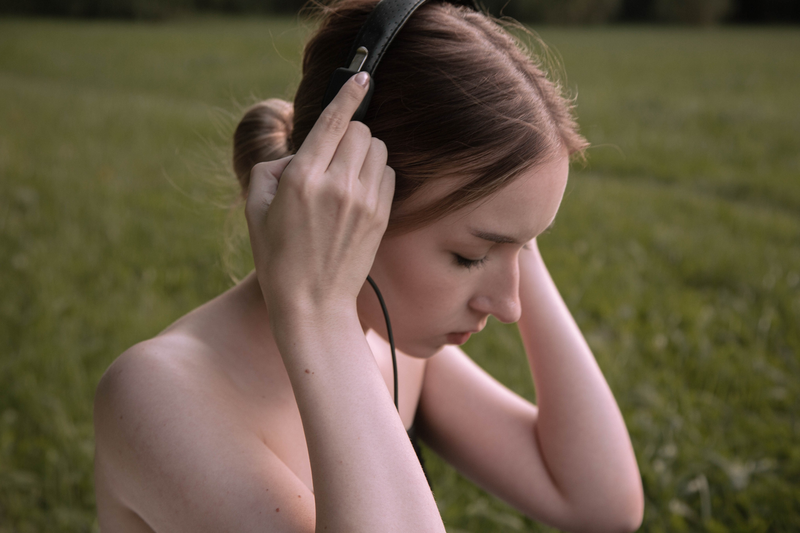 Black dress. DINA MOREVA photography