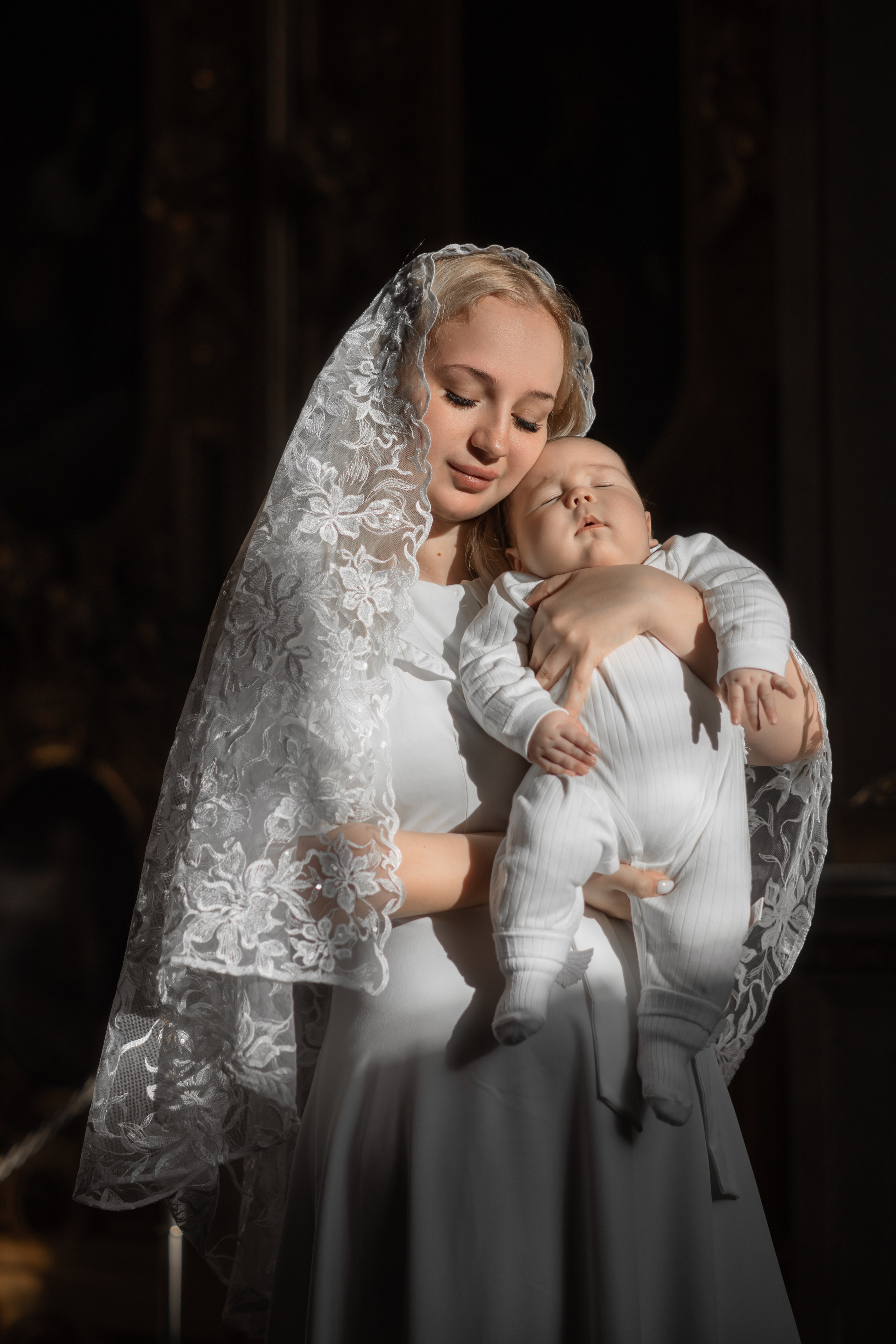 Крещение в Исаакиевском соборе. Фотограф на крещение и венчание, семейный фотограф в Санкт-Петербурге