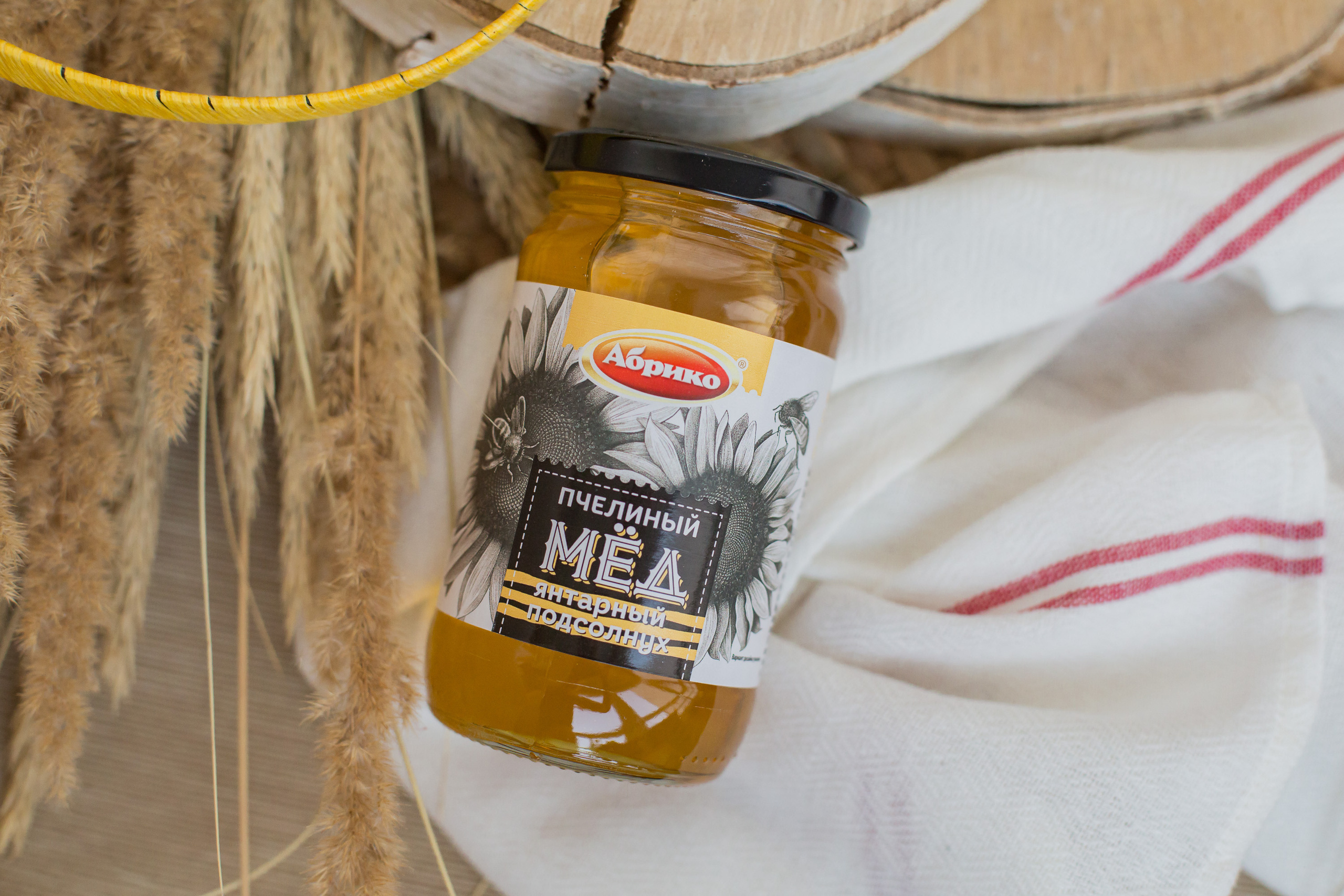 Honey photo. Photographer in Montenegro — professional photoshoots