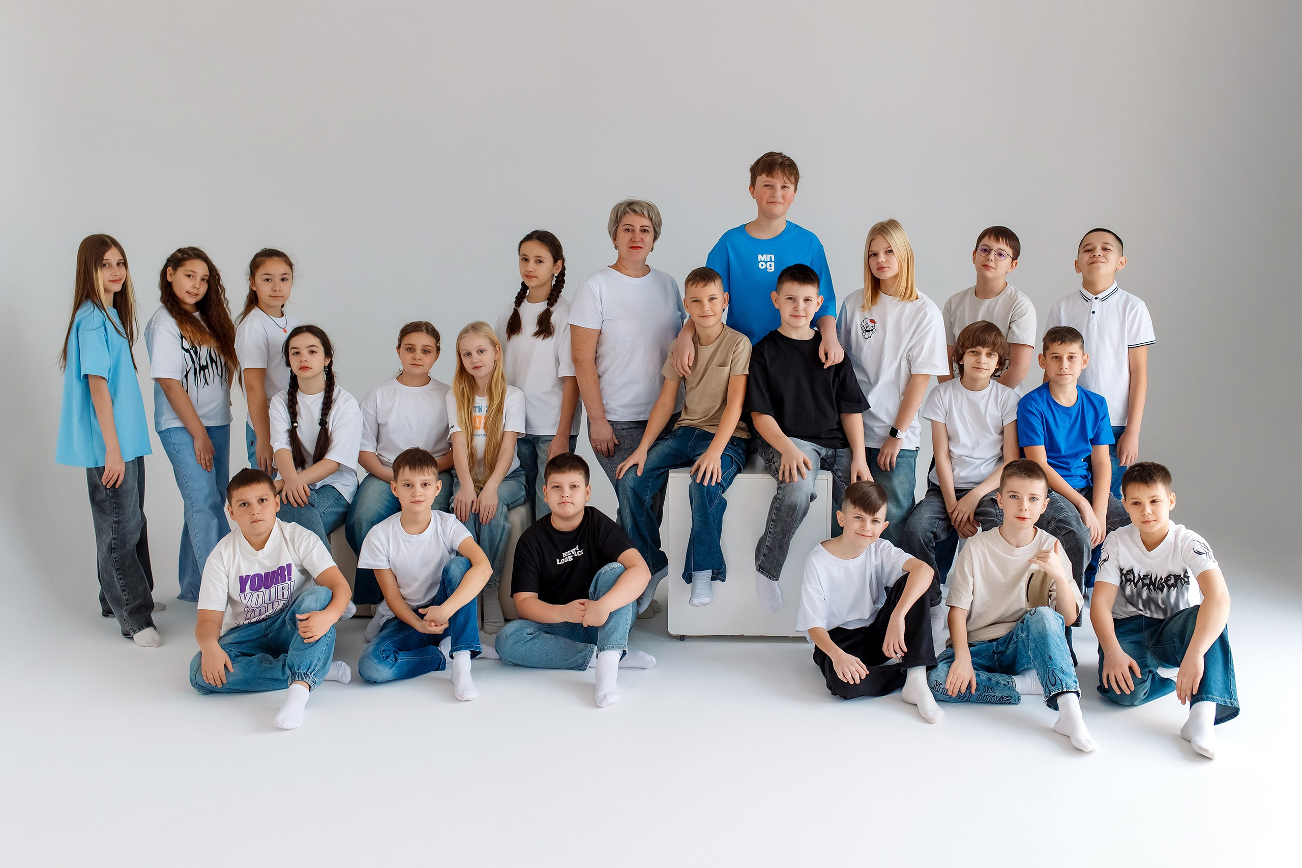 4 класс съемка в фотостудии. Фотограф Любовь Корниенко, Примоский край