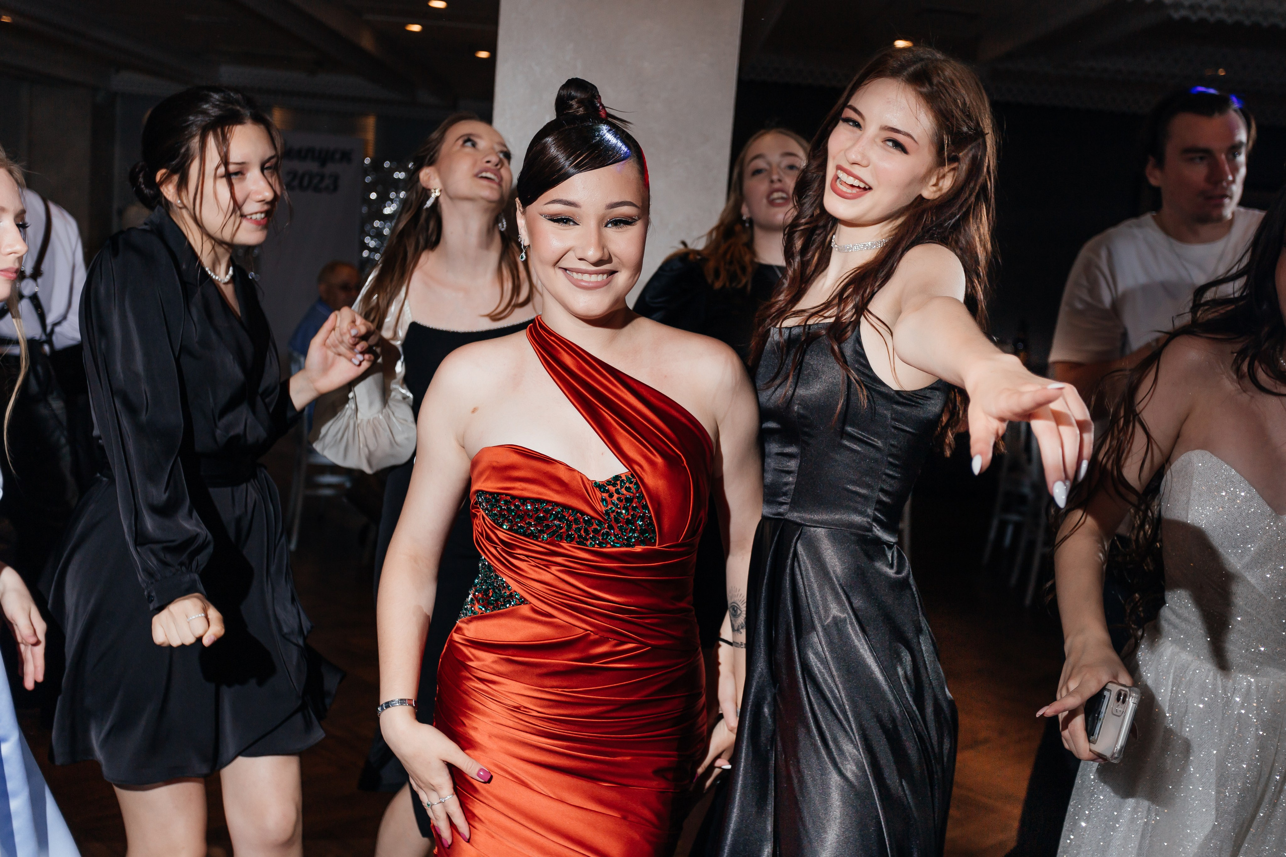 Выпускной 11 «А». Школа № 42. Свадебный фотограф в Краснодаре Николай Крауз