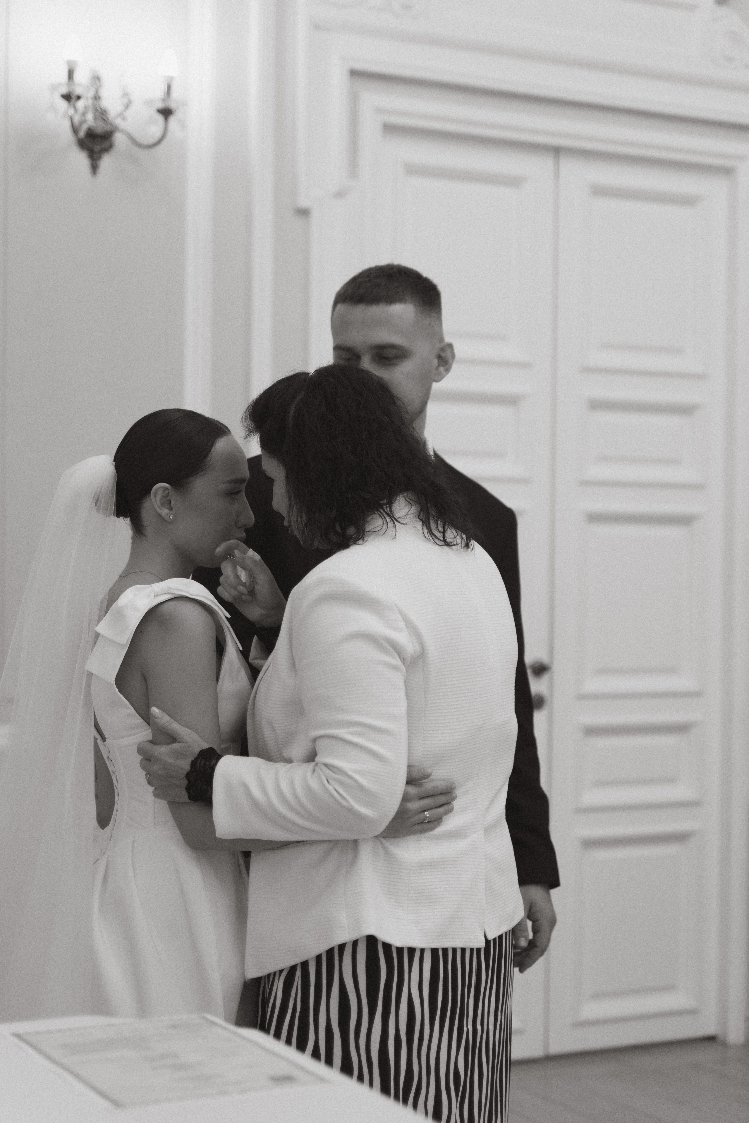 Даниил и Вивея. Свадебный фотограф Анастасия Хабарова в Новоуральске и Екатеринбурге