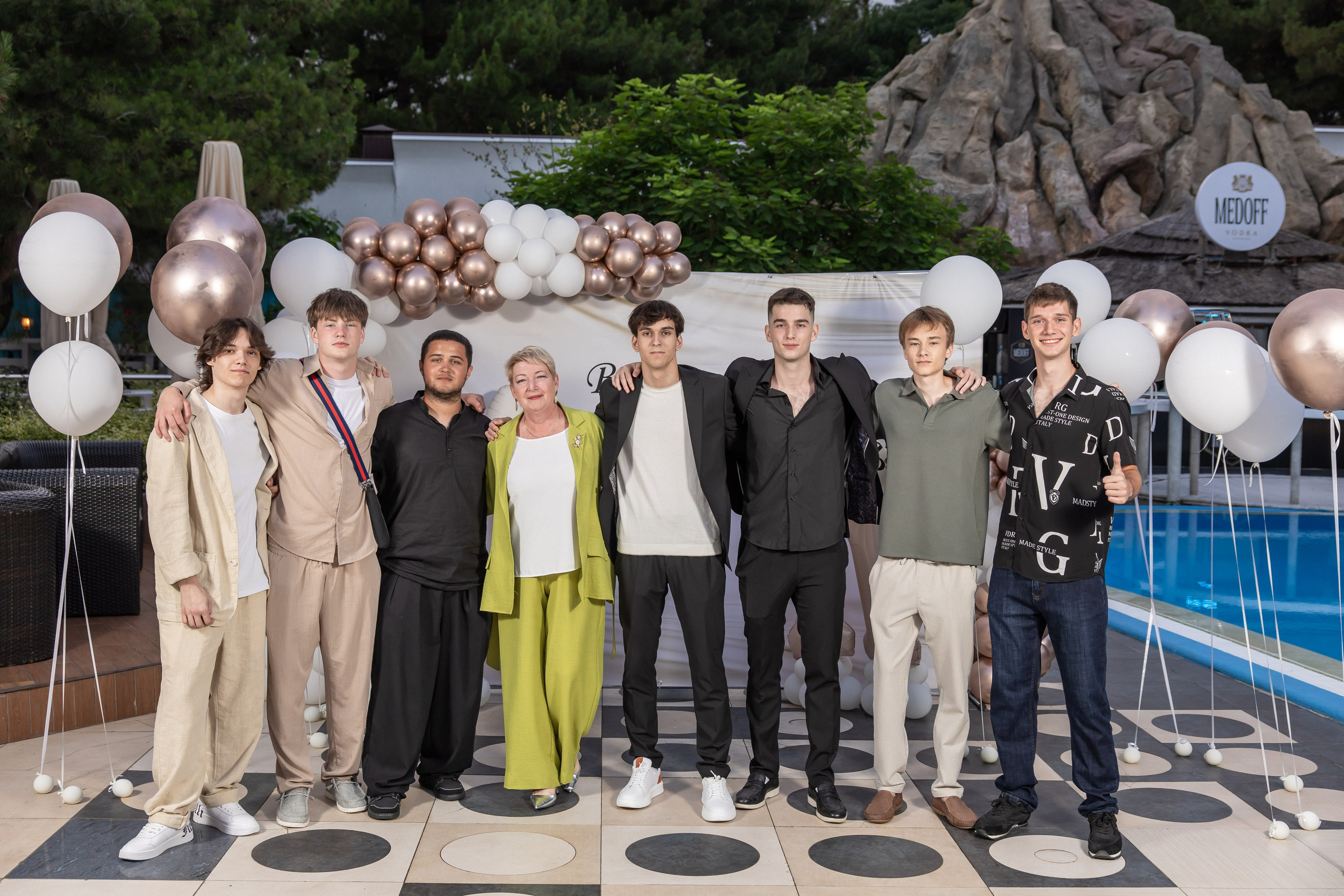 Выпускной 3 школа 25 год. Семейный и свадебный фотограф в Геленджике Михаил Шматов