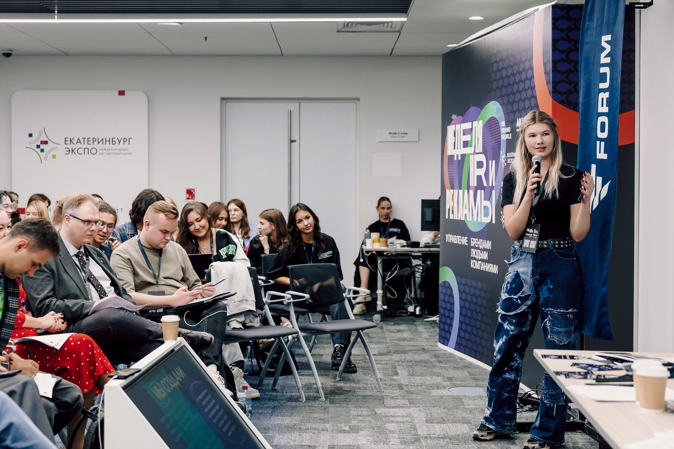 MarHR — Хакатон. Лёшка Варзегов — фотограф