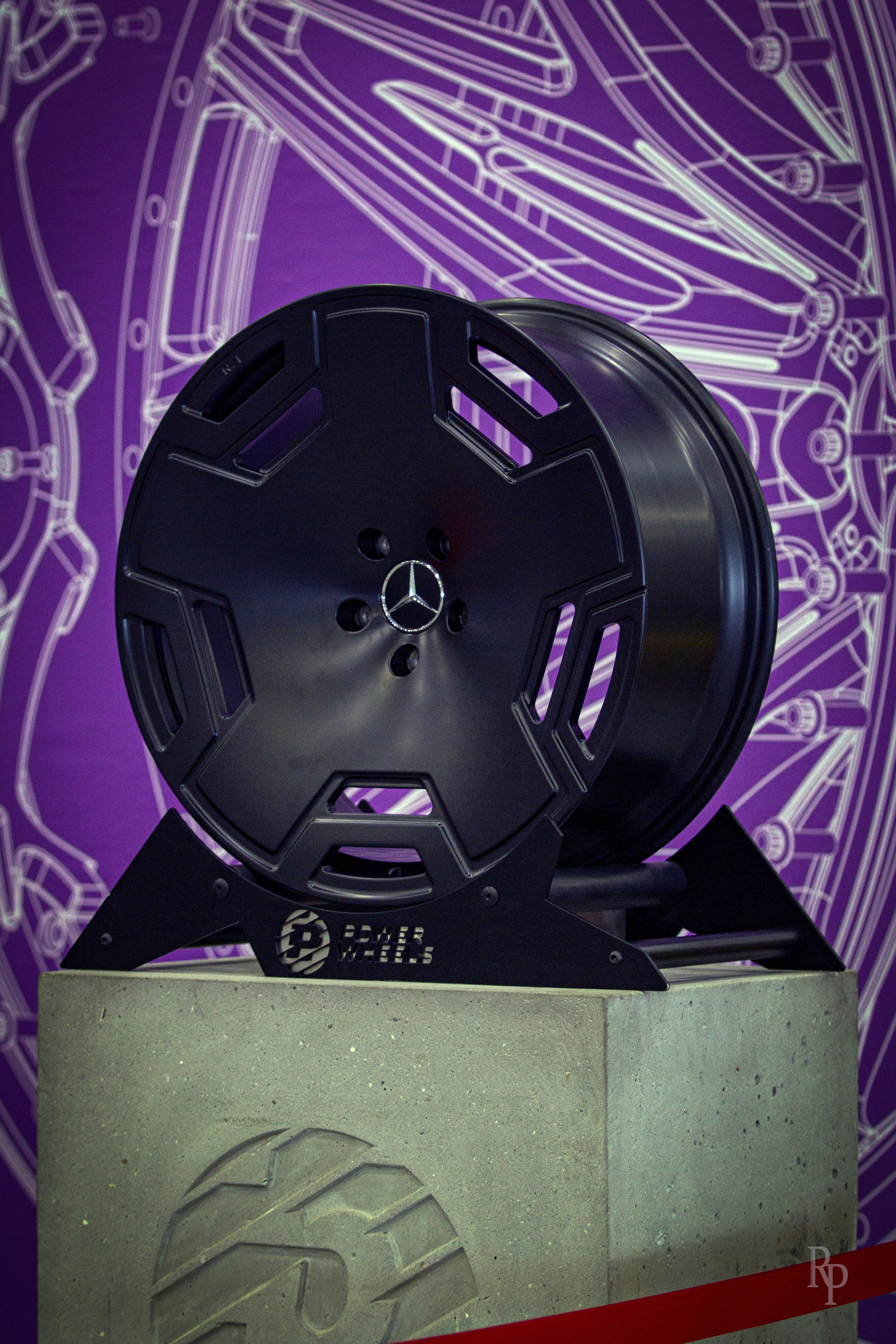 AUTO TUNING SHOW 2025. Rusty Photographer