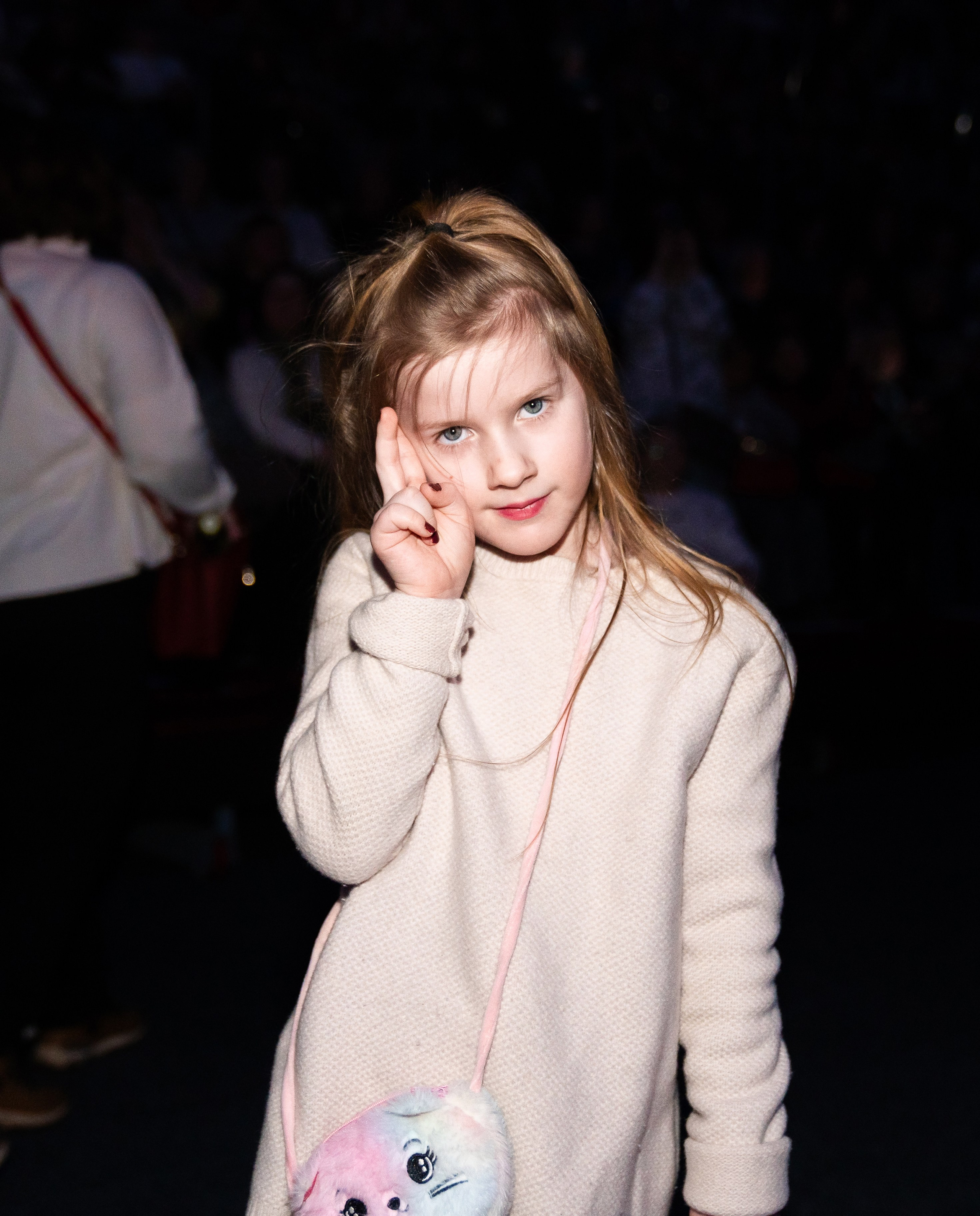 КСК Арена-Концерт Светланы Разиной (Мираж), день рождение компании Ленремонт. Репортажный, street и urban фотограф в Санкт-Петербурге Мальцев Евгений