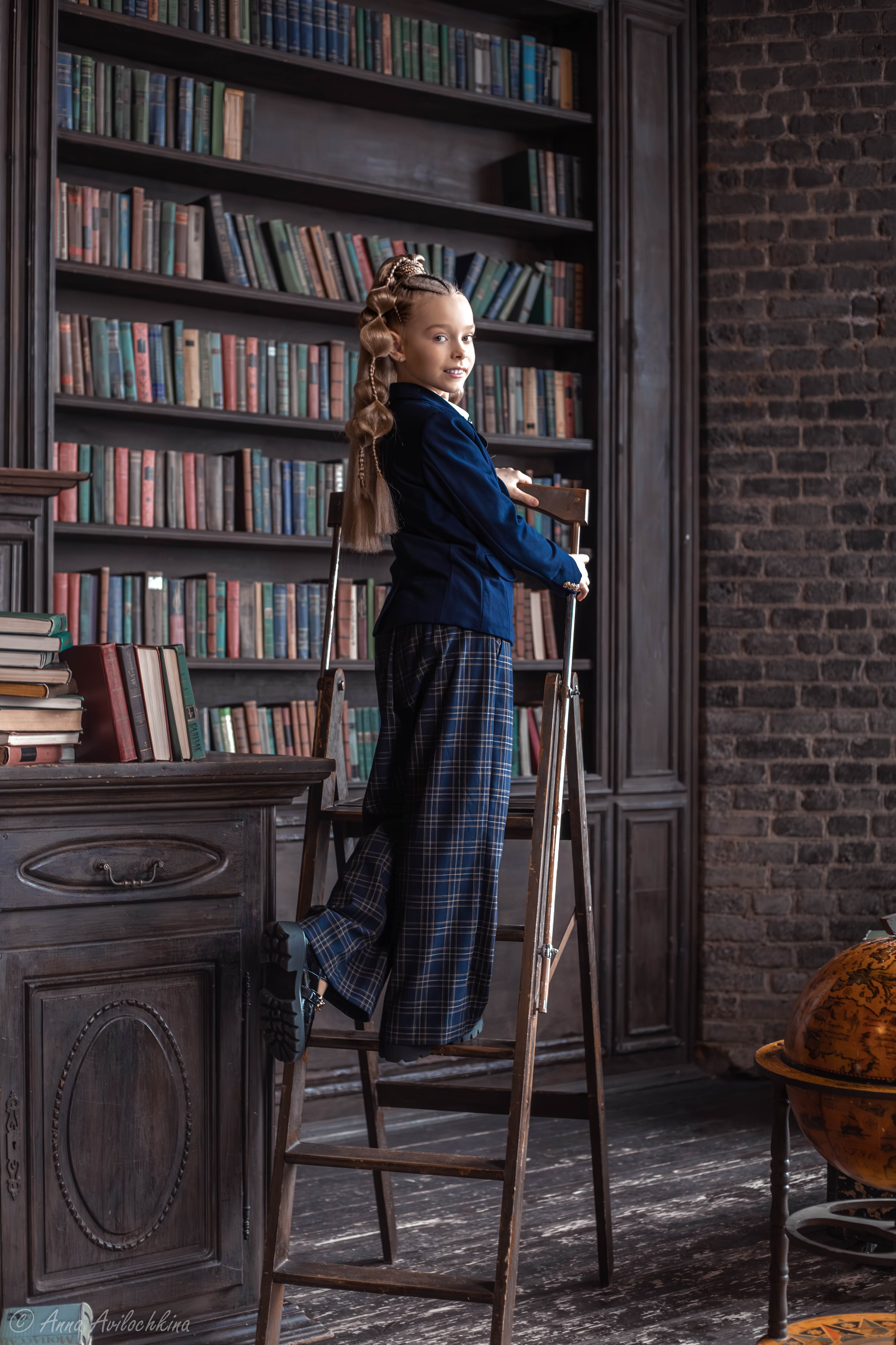 Детские фотосессии для фотоальбомов (школа, детский сад). Семейный и свадебный фотограф в Москве и Домодедово Анна Авилочкина