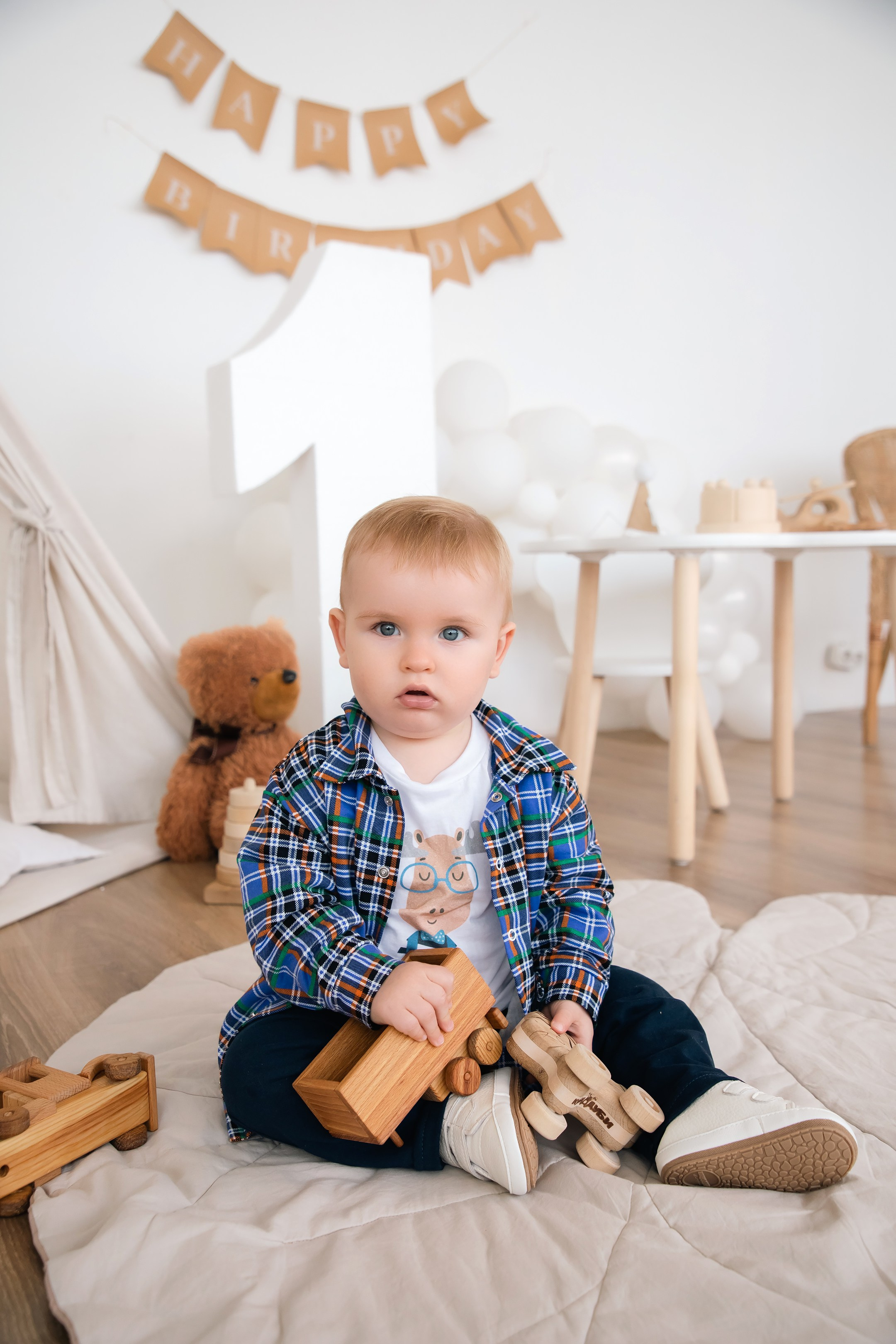 К первому дню рождения