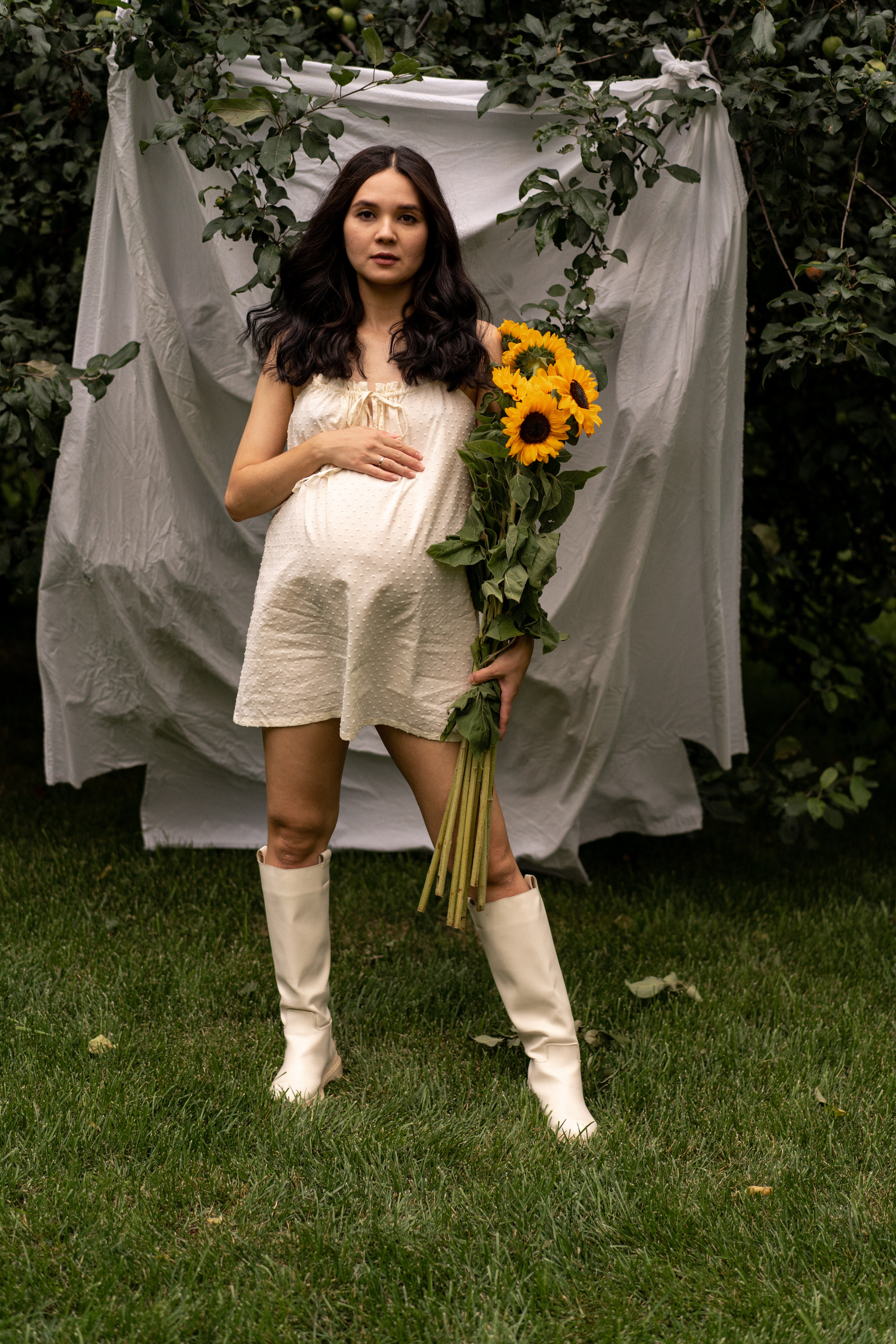 Алина, Тея & подсолнухи, фотосессия беременности. Рыжкова Елена — контент фотограф Москва Тюмень. Стилизация съемки