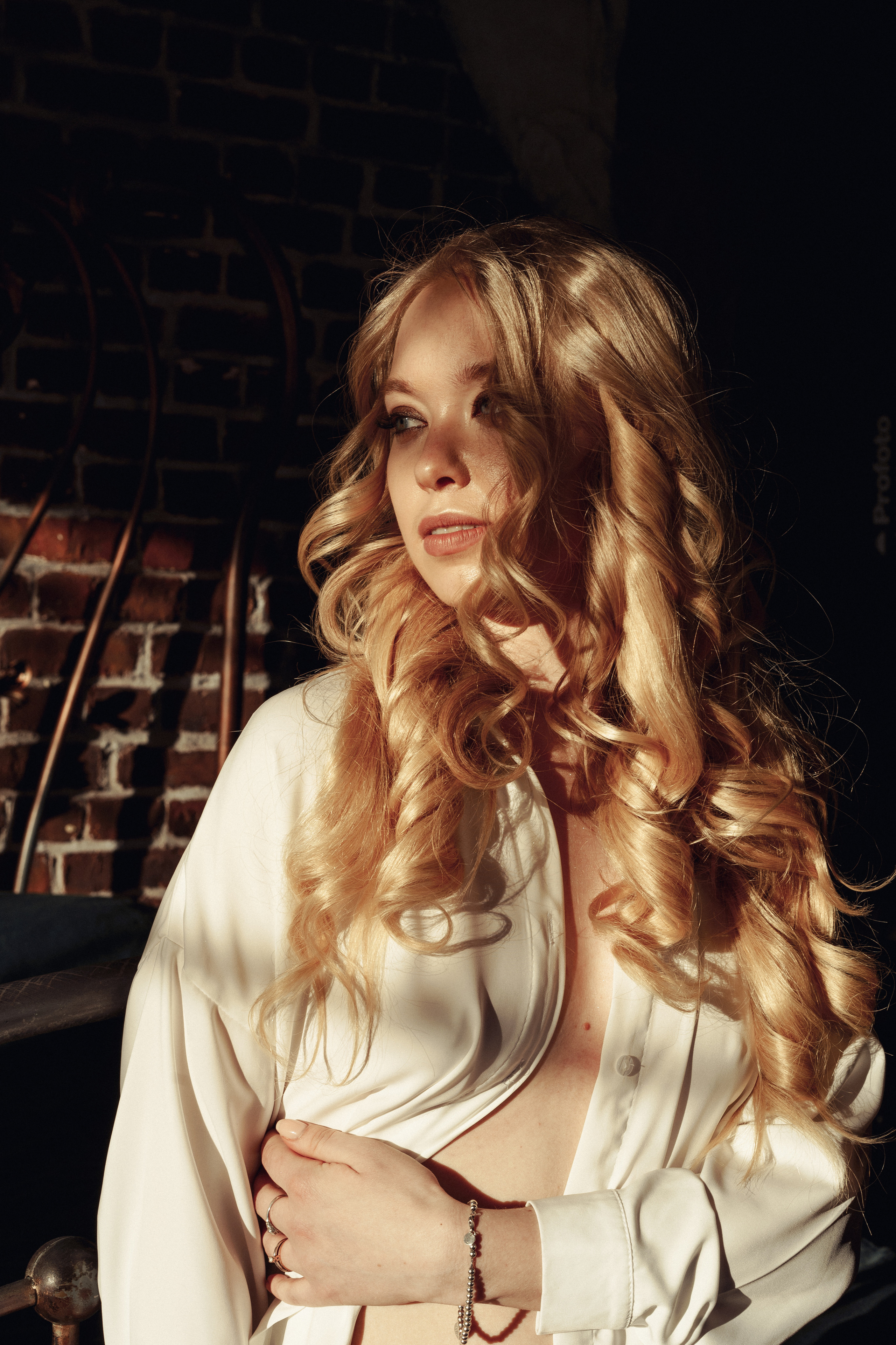 Фотосессия девушки в ванной. Рыжкова Елена — контент фотограф Москва Тюмень. Стилизация съемки