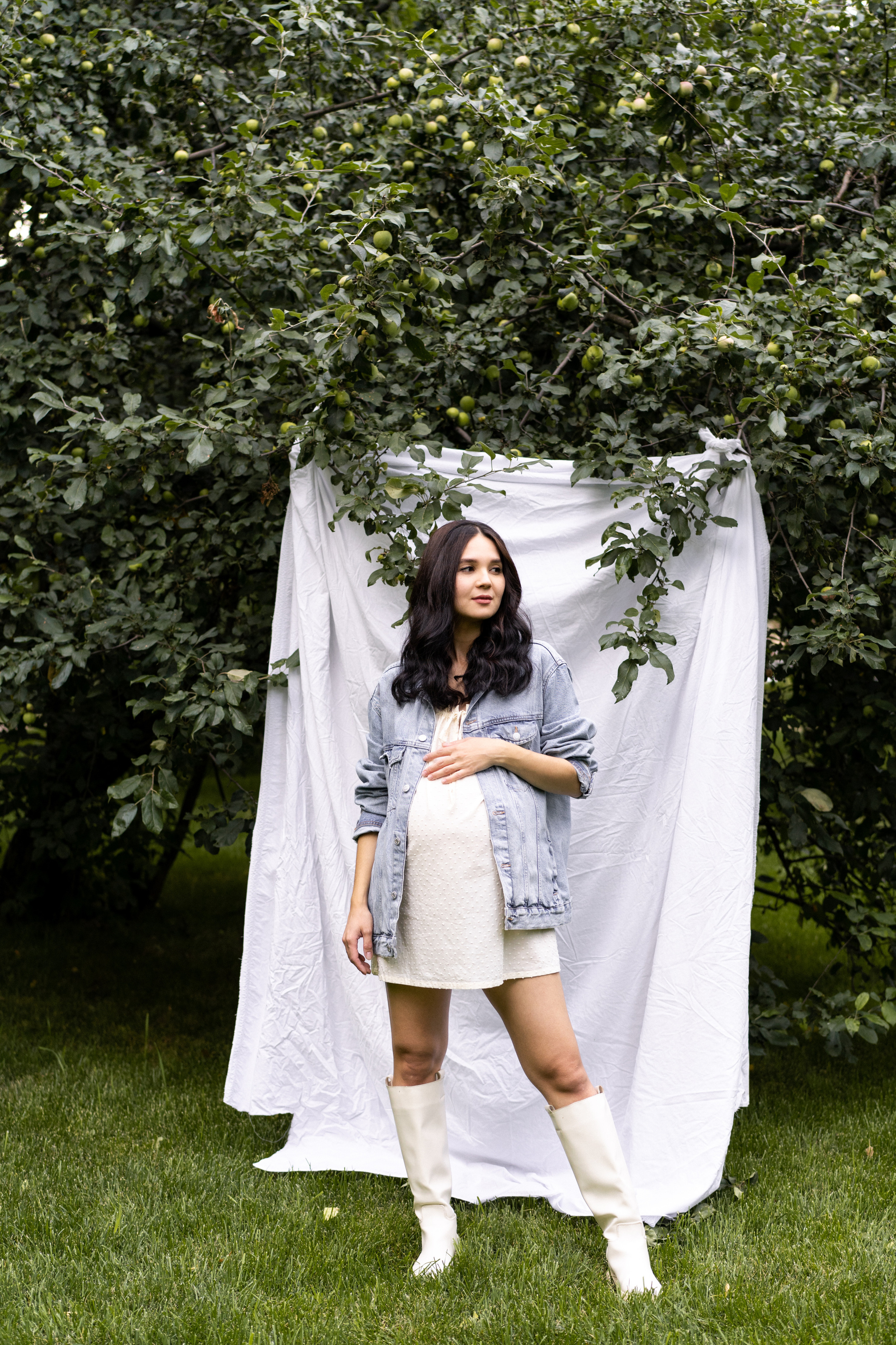 Алина, Тея & подсолнухи, фотосессия беременности. Рыжкова Елена — контент фотограф Москва Тюмень. Стилизация съемки