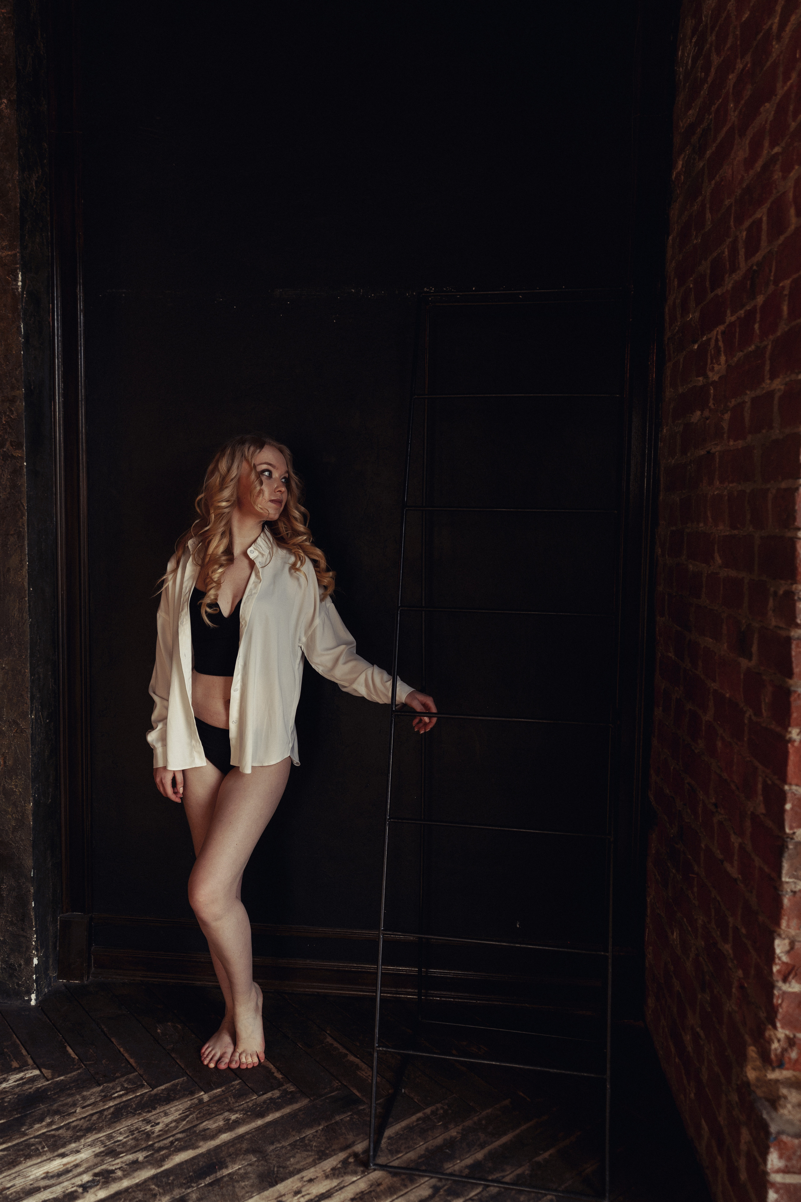 Фотосессия девушки в ванной. Рыжкова Елена — контент фотограф Москва Тюмень. Стилизация съемки