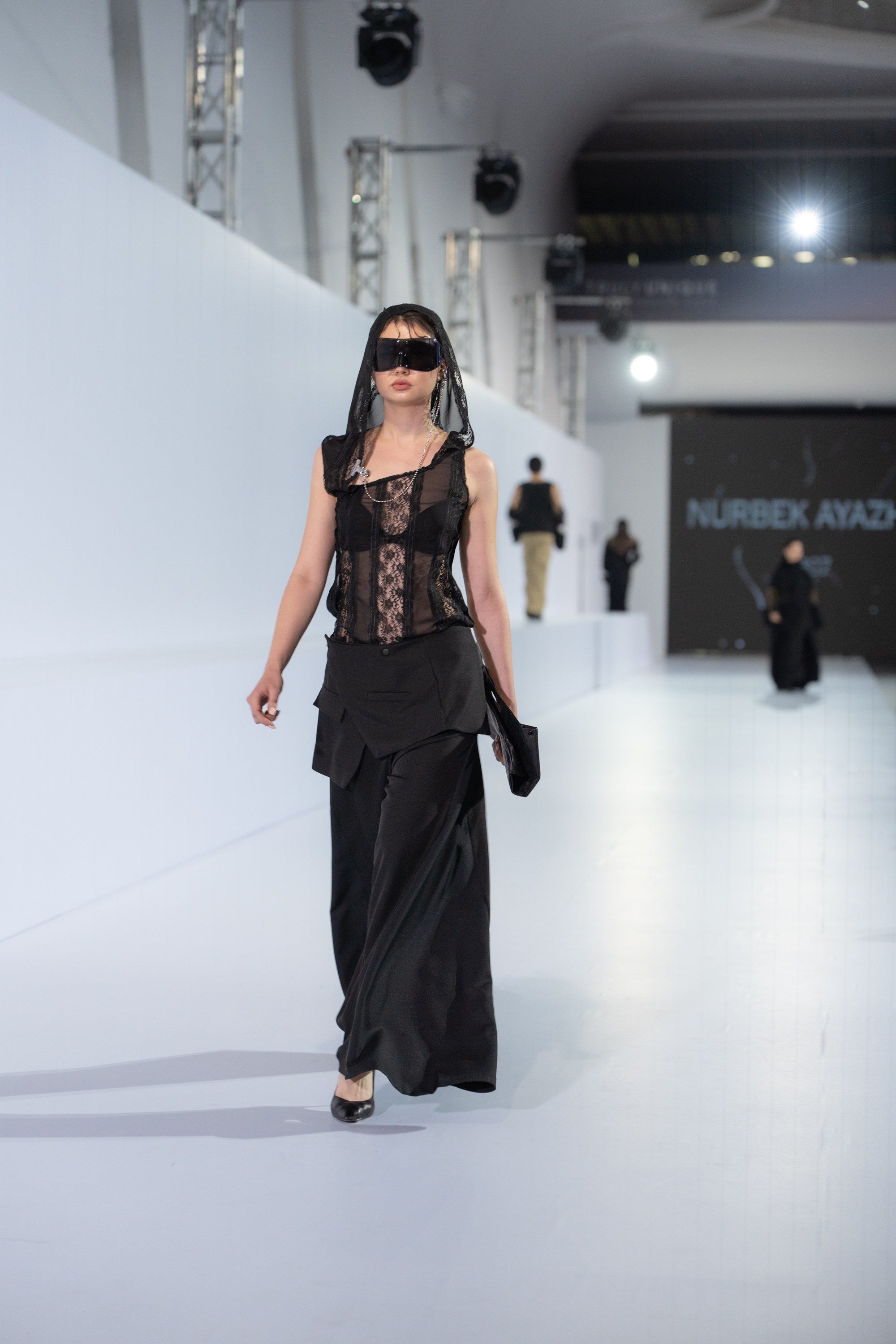 Nurbek Ayazhan. Сайт Алматинского НЮ АРТ, будуар и фэшн фотографа Дениса Карпенко