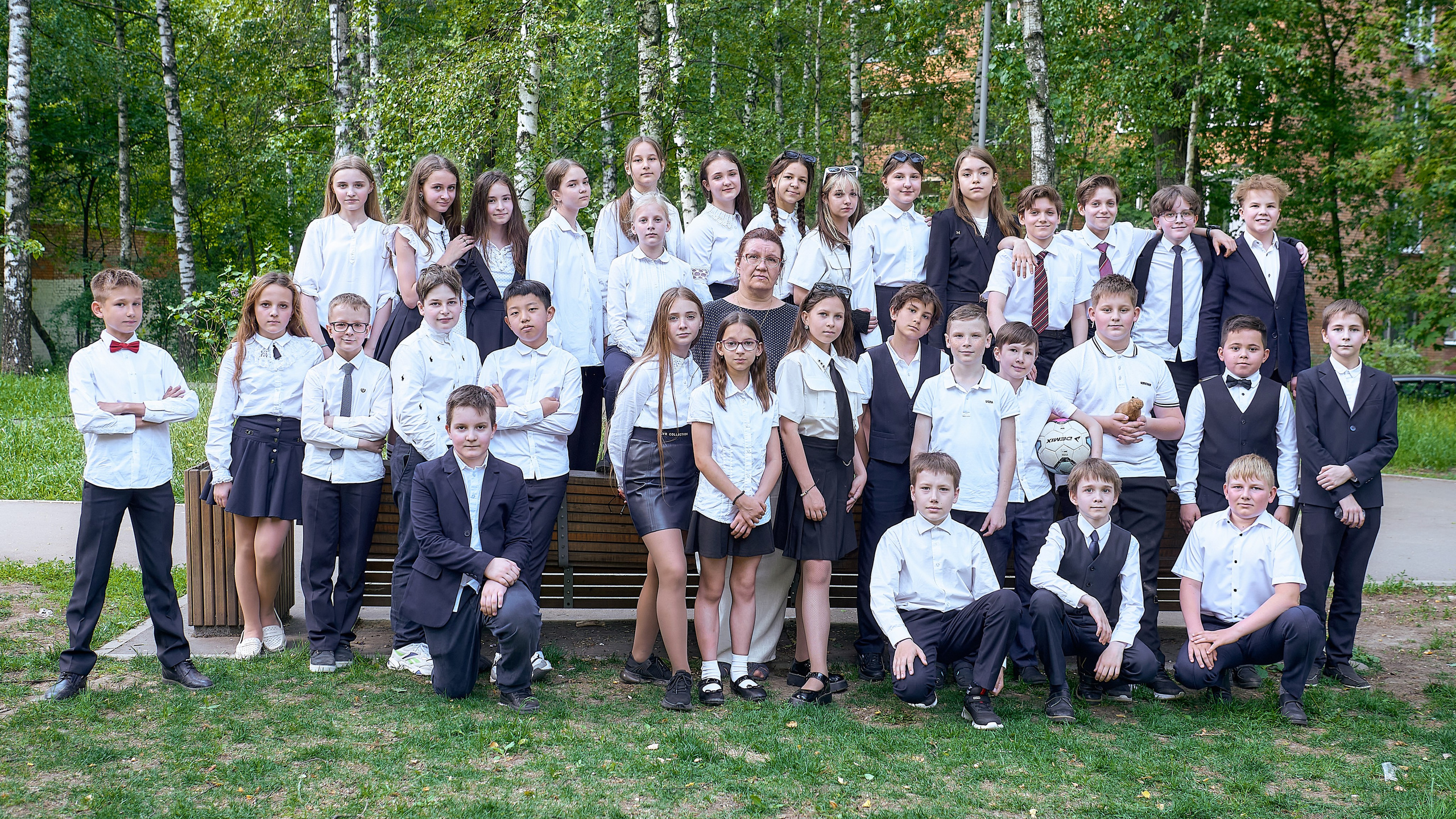 УРА, каникулы! 5Б класс, 10й лицей Одинцово. Школьный и семейный фотограф, Одинцово