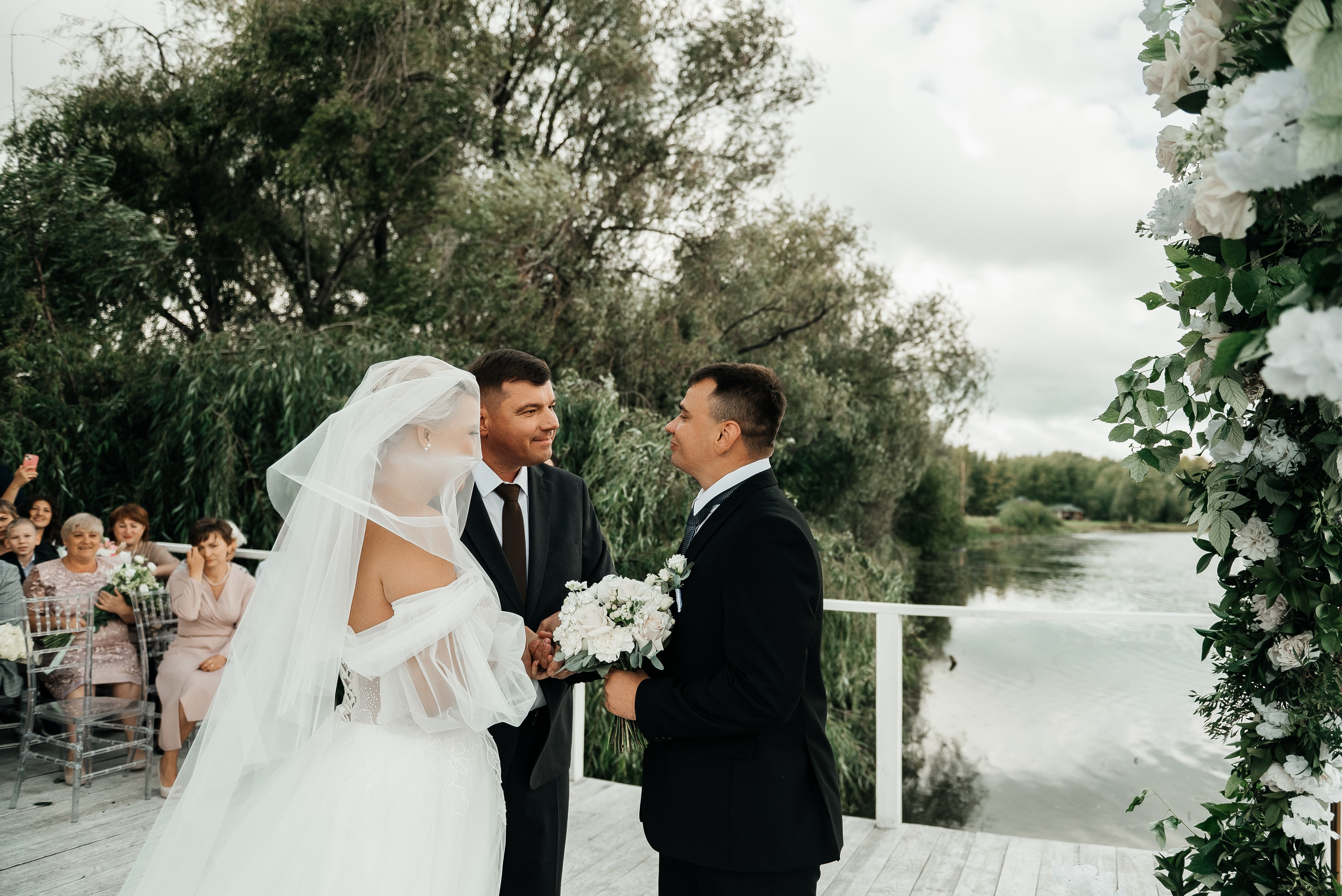 Свадебный фотограф в Екатеринбурге. Свадебная фотосъемка. Свадебный фотограф в Екатеринбурге
