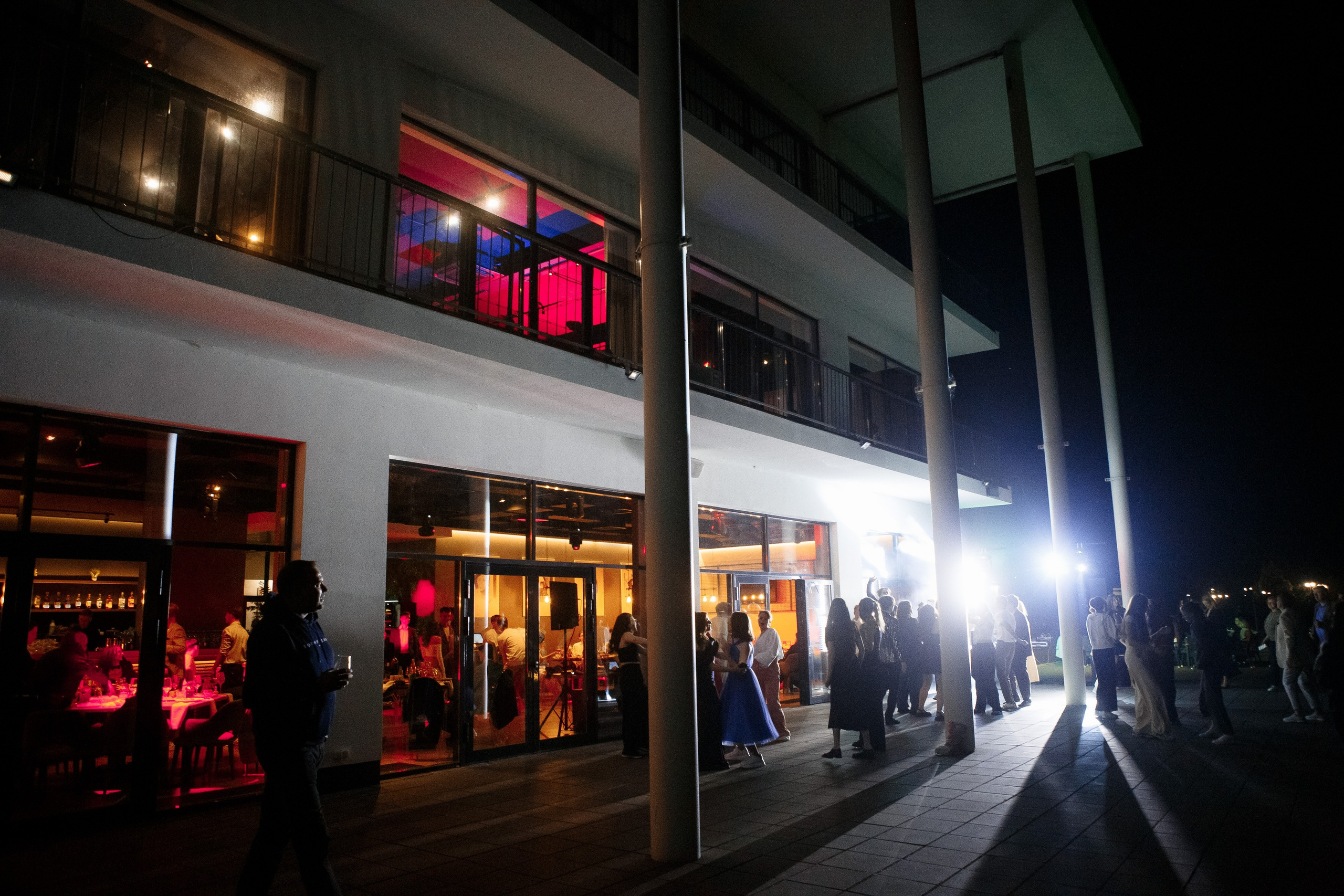 Выпускной Гимназия 12 2024 OpenHouse. Свадебный и портретный Фотограф в Липецке Дмитрий Котюков