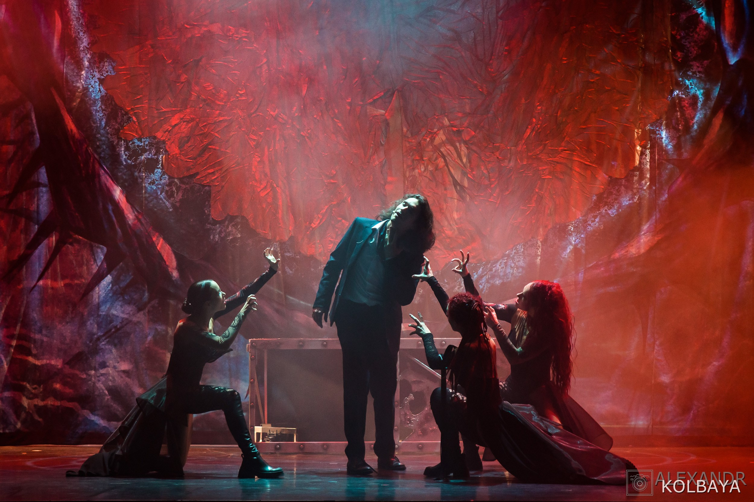 Дракула. Концертный и театральный репортажный фотограф в Москве Александр Колбая