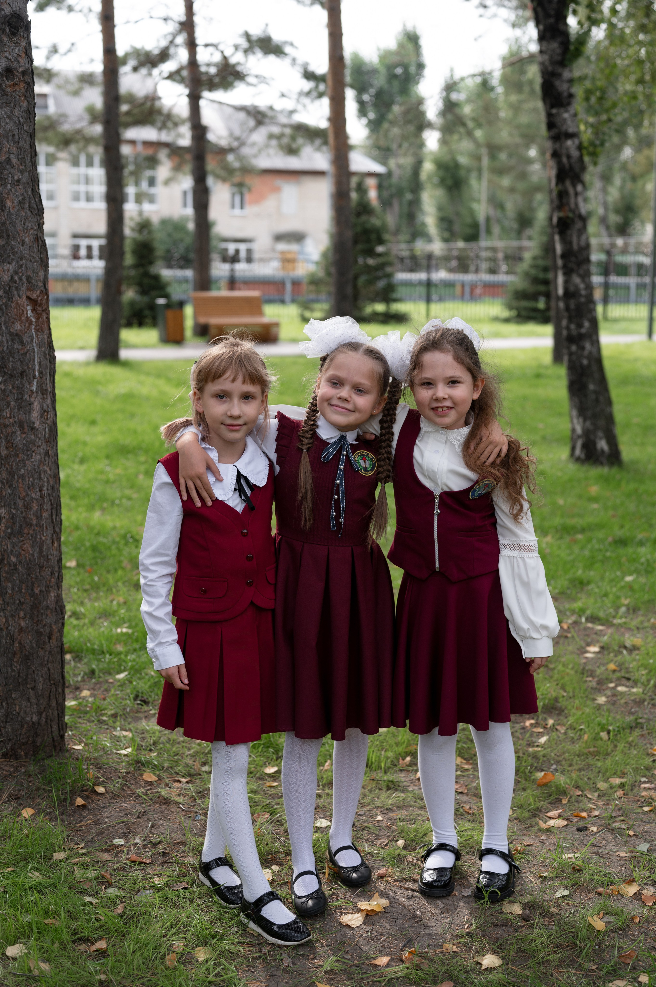 1 сентября 16 гимназия 2 класс (линейка + в классе+ на улице). Фотограф новорожденных, семейный детский в Тюмени Татьяна Морозова