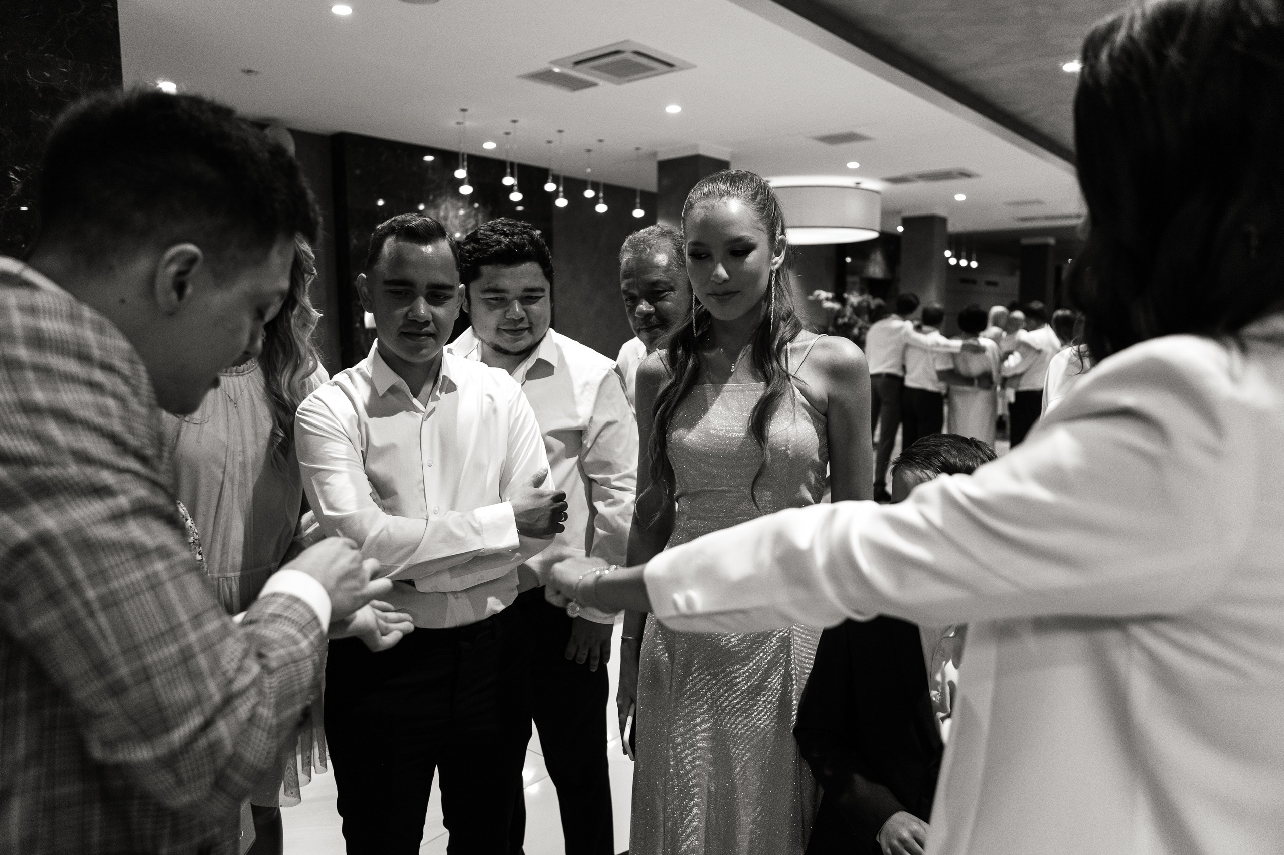 Свадебный фотограф Уфа — Руслан ГабдлисламовЖивые эмоции, красивые кадры, воспоминания на всю жизнь.Работаю по всей Республике Башкортоста. Свадебный фотограф Уфа Руслан Габдлисламов