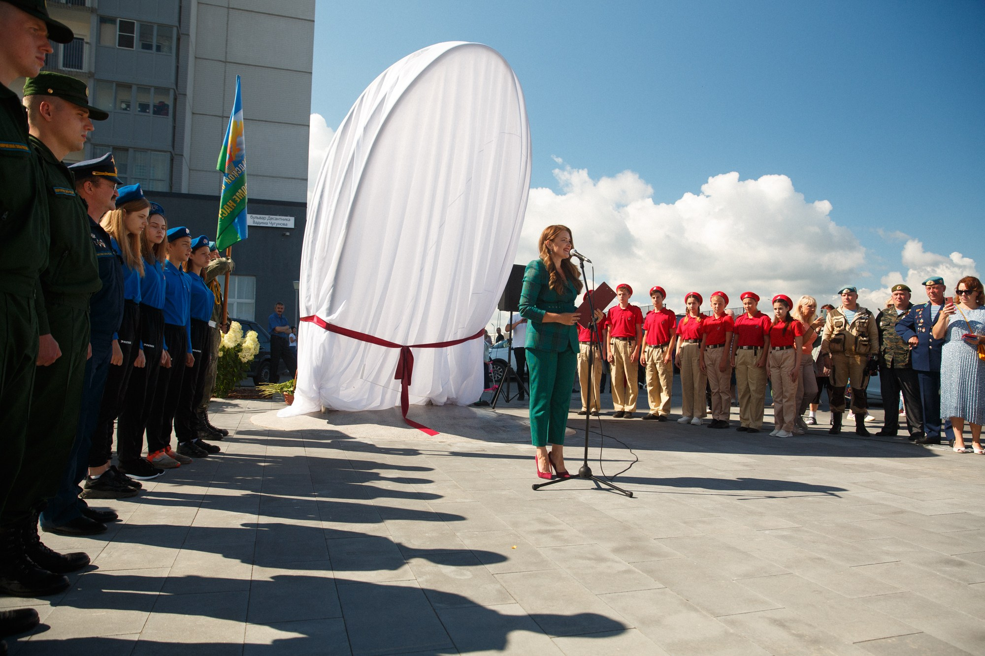 ОТКРЫТИЕ ПАМЯТНИКА. Рабочая сторона — бизнес портрет и репортаж в Санкт-Петербурге