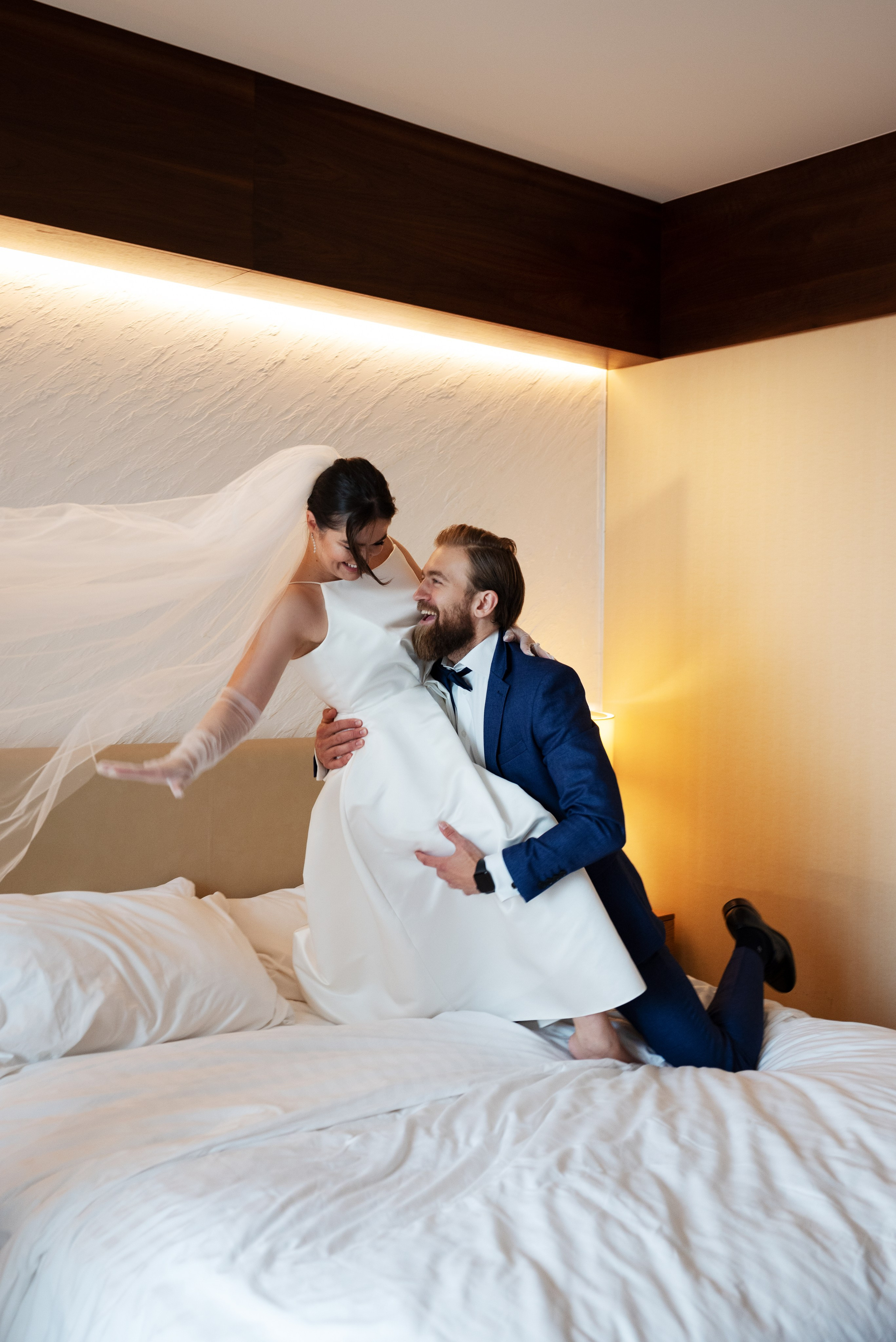 Свадебная фотосессия в «Marriot». Фотограф в Воронеже. Портреты, контент, семейные сьемки