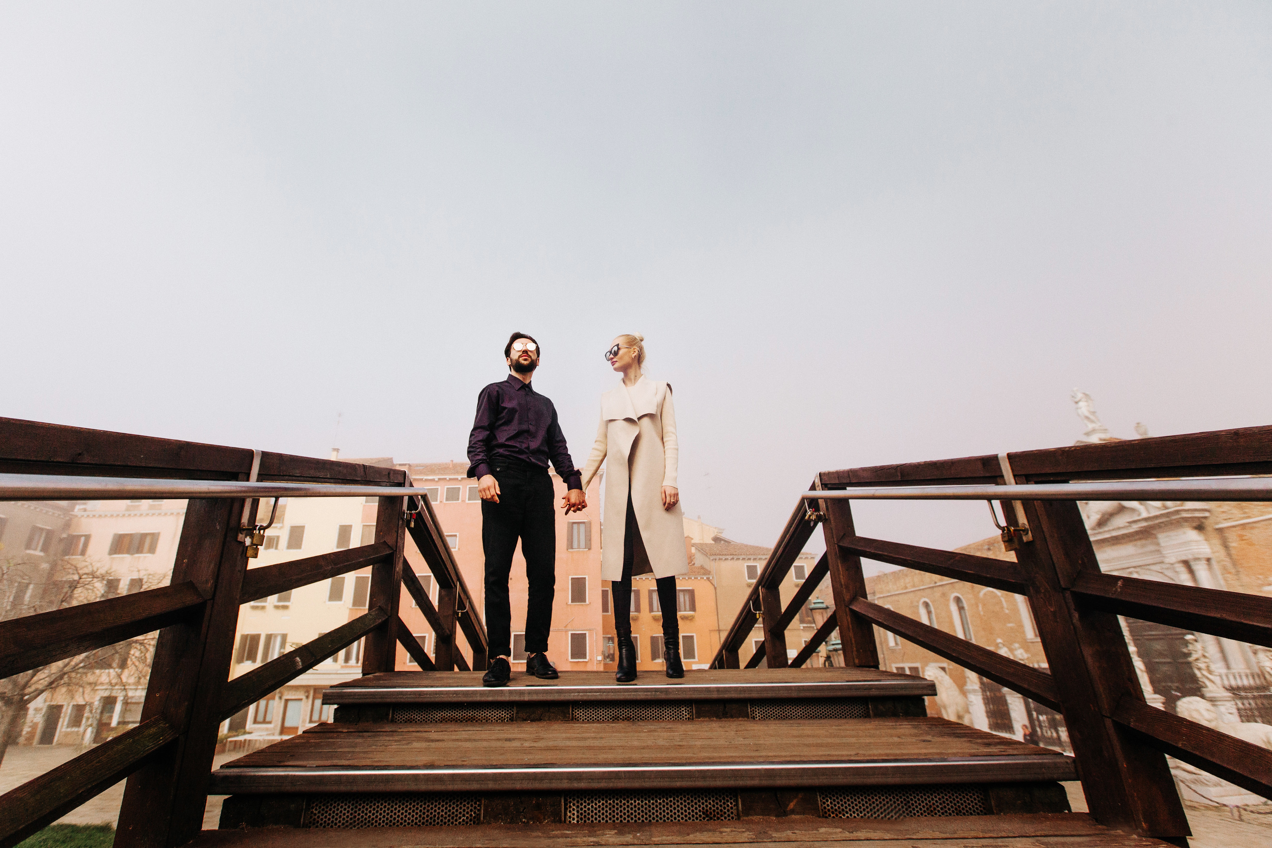 Denis + Arina / LOVE STORY / Venice. Photographer and videographer for wedding in Italy: Rome, Milan, Venic