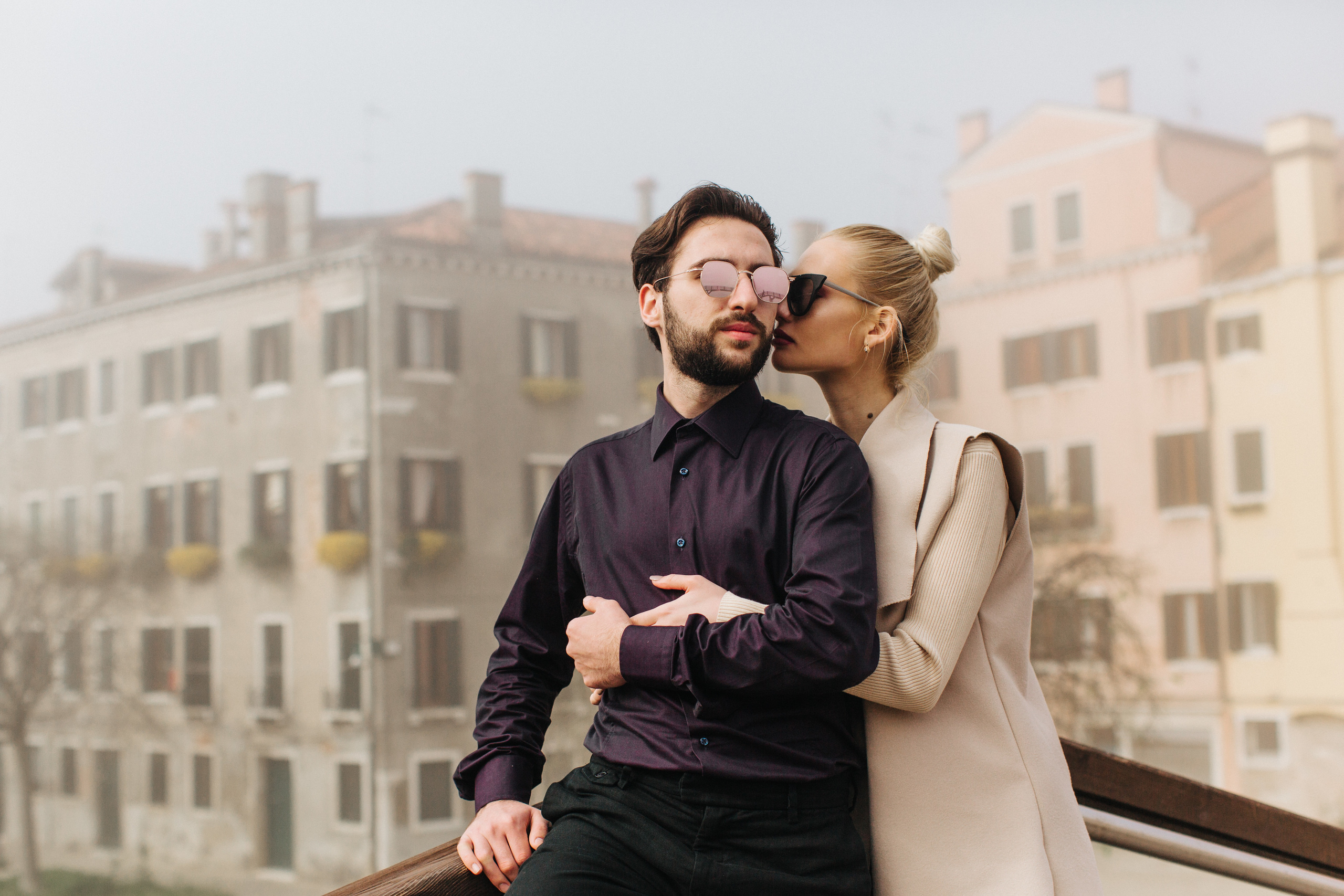 Denis + Arina / LOVE STORY / Venice. Photographer and videographer for wedding in Italy: Rome, Milan, Venic