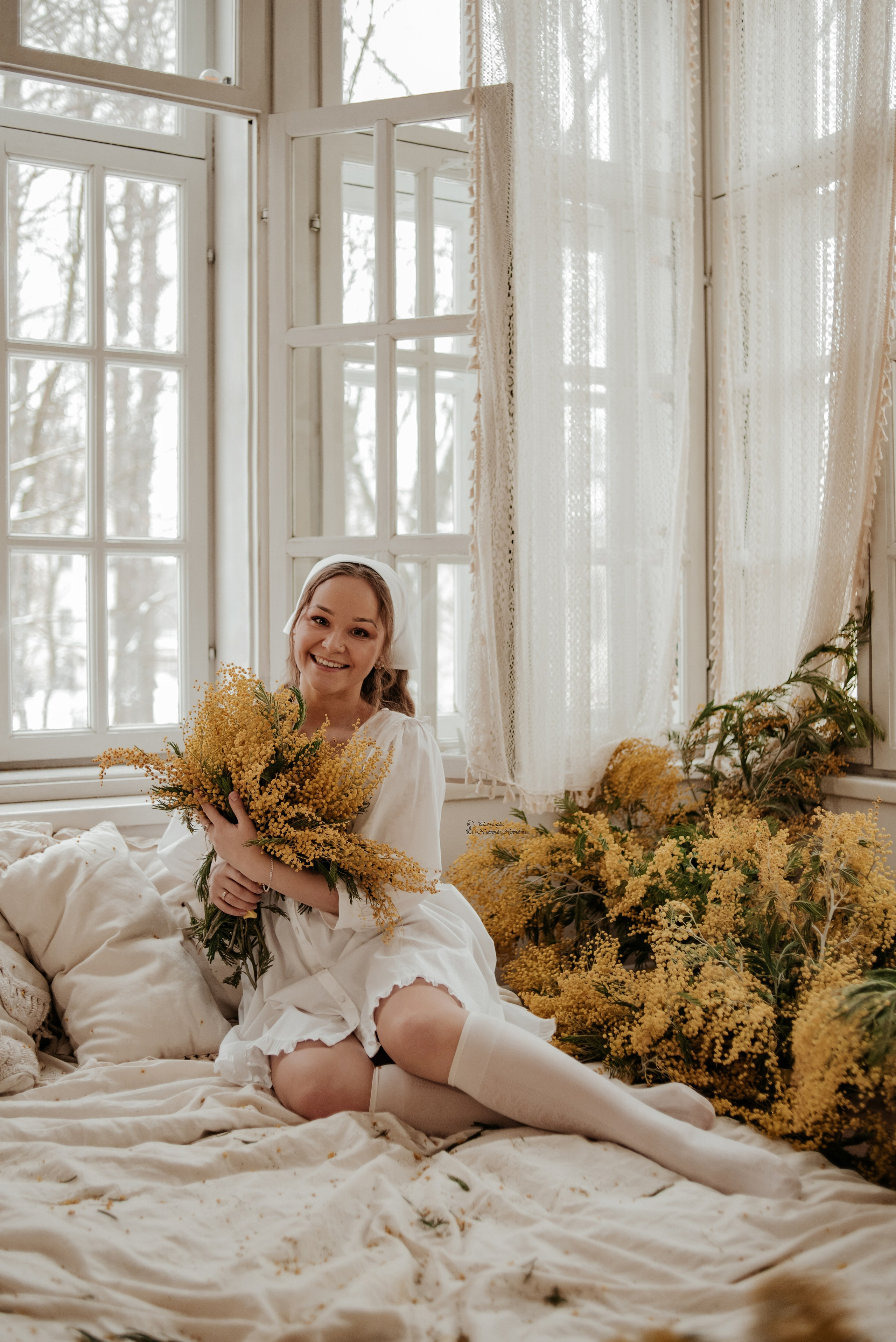 Фотограф: https://vk.com/capella.photo Модель: https://vk.com/lanasakuraa Организатор: https://vk.com/creative_photoday Место: https://vk.com/balcone.studio