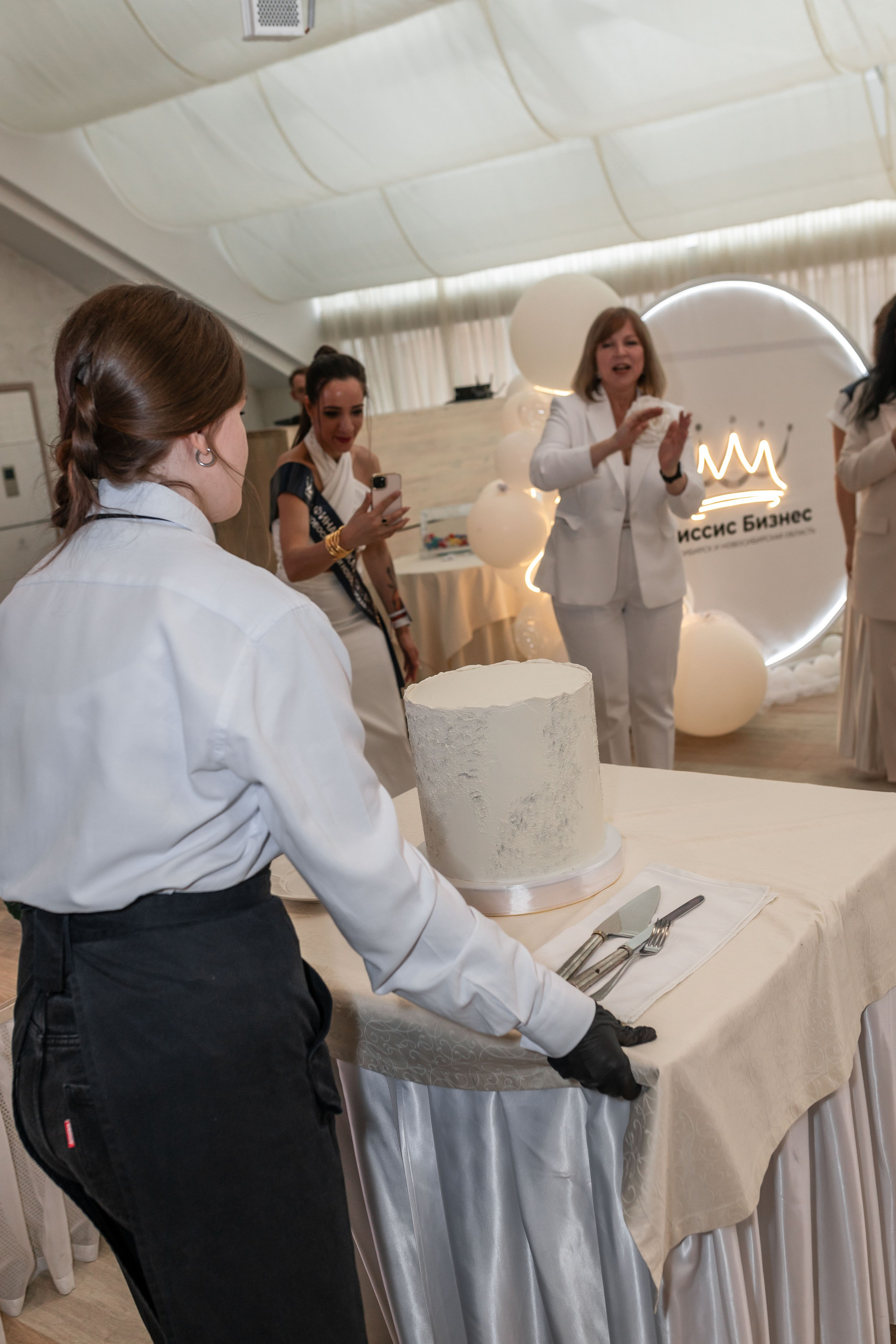 МИССИС БИЗНЕСС 2024. Репортажный фотограф в Новосибирске
