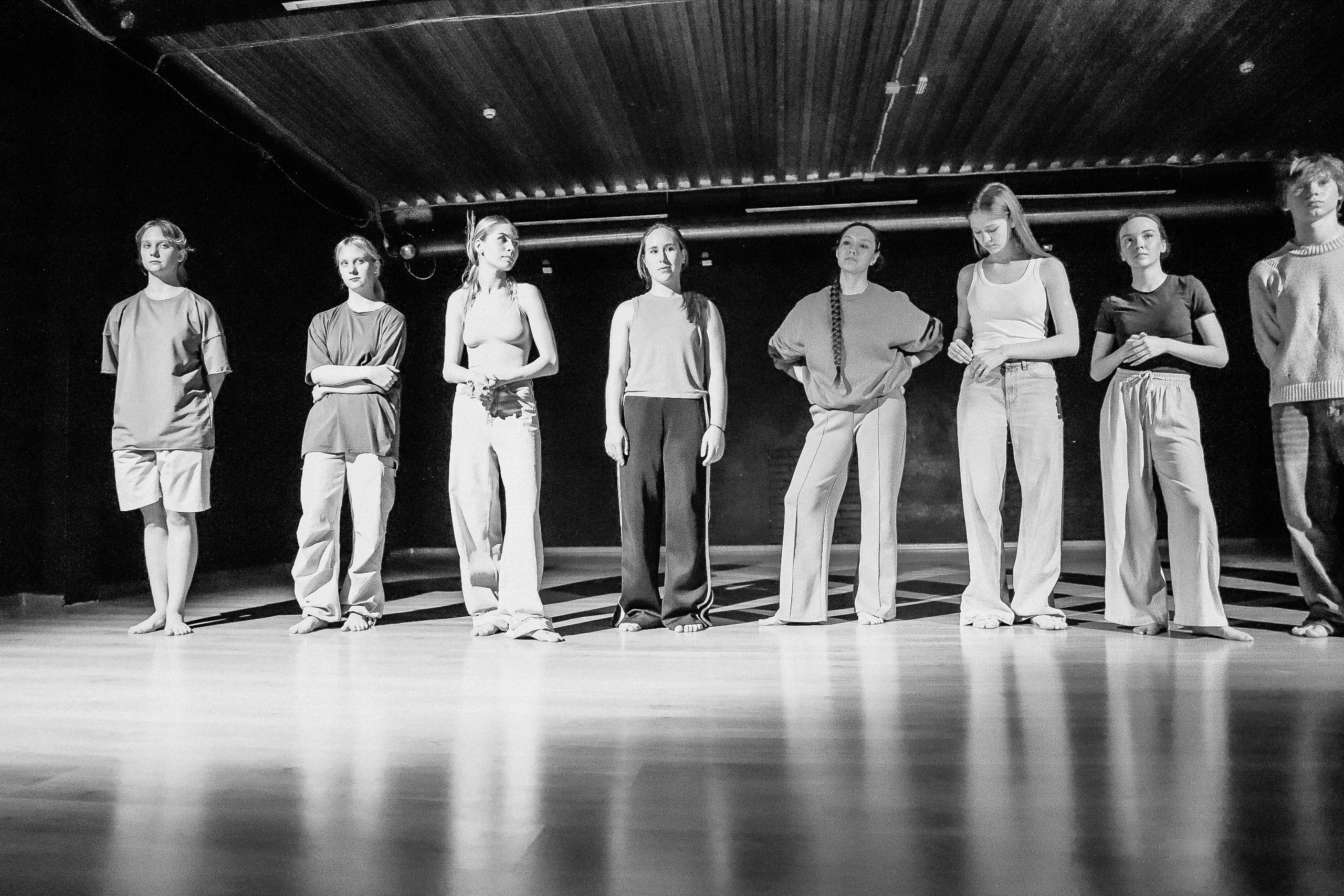 Современный показ Подземка. Небесные ласточки. Фотограф Юлия Мальцева