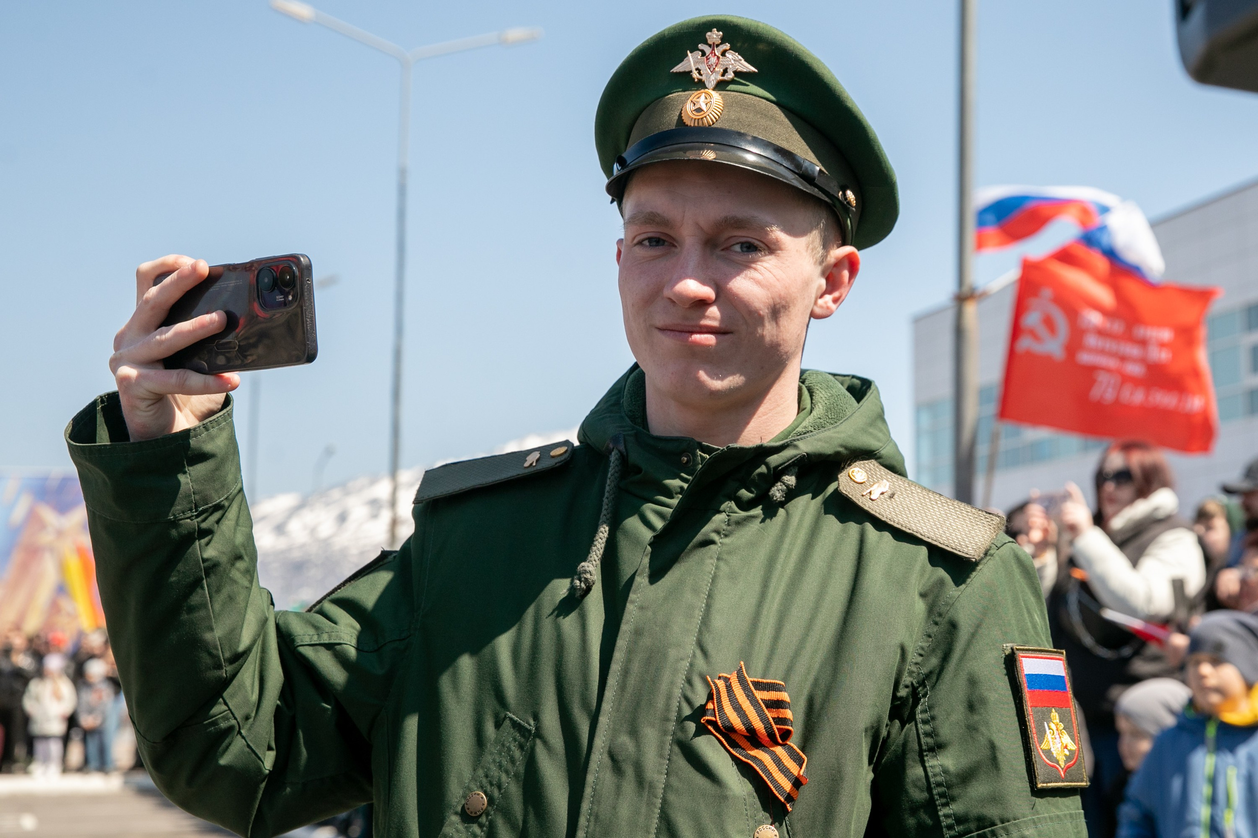 Парад Победы о. Итуруп. Фотограф Анна Сорокина