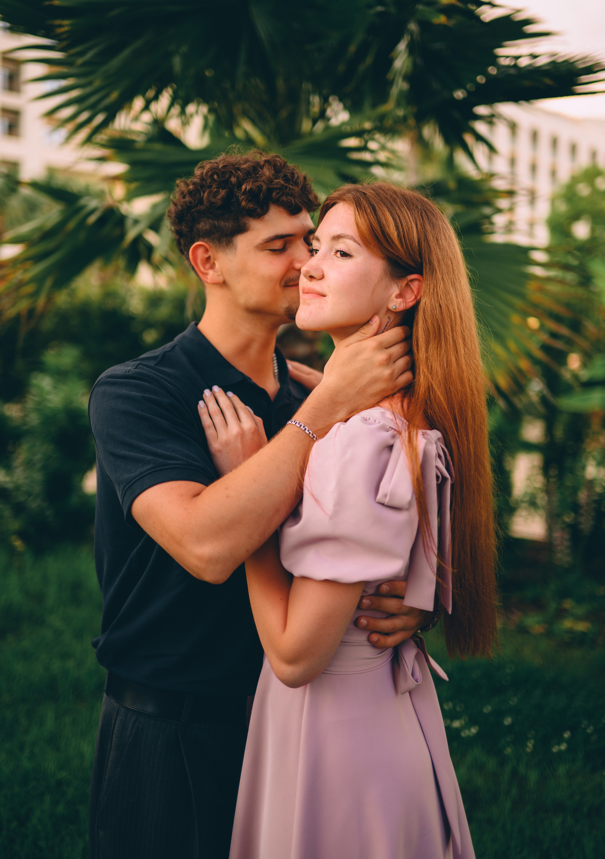 Пальмы, бананы и закат. Музыкальный сад. Свадебный и семейный фотограф София Невская