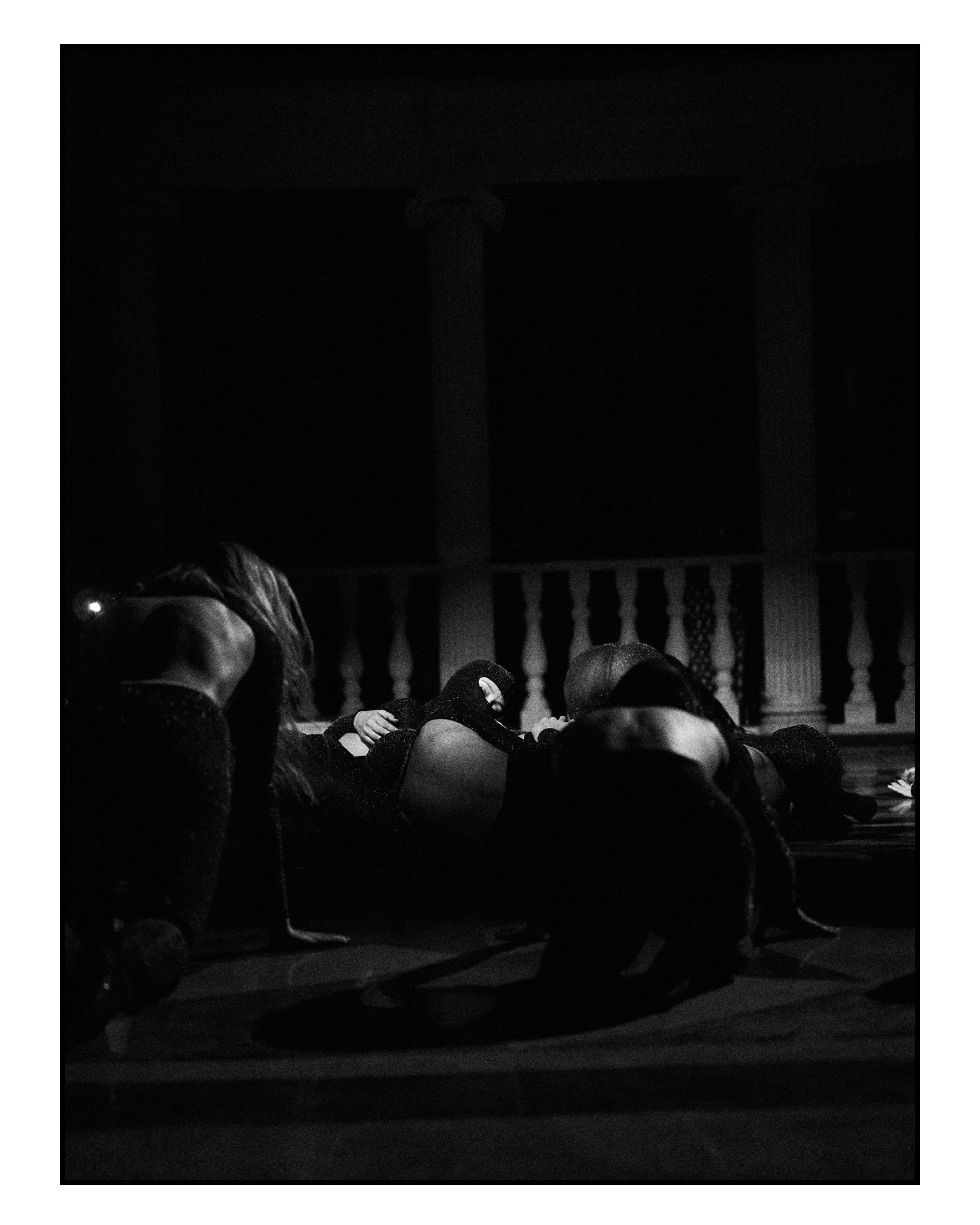 Villa Arte. Фэшн-фотография и портреты в Владивостоке. Превращаю съёмку в повествование — создаю образы с сюжетом, которые остаются в памяти