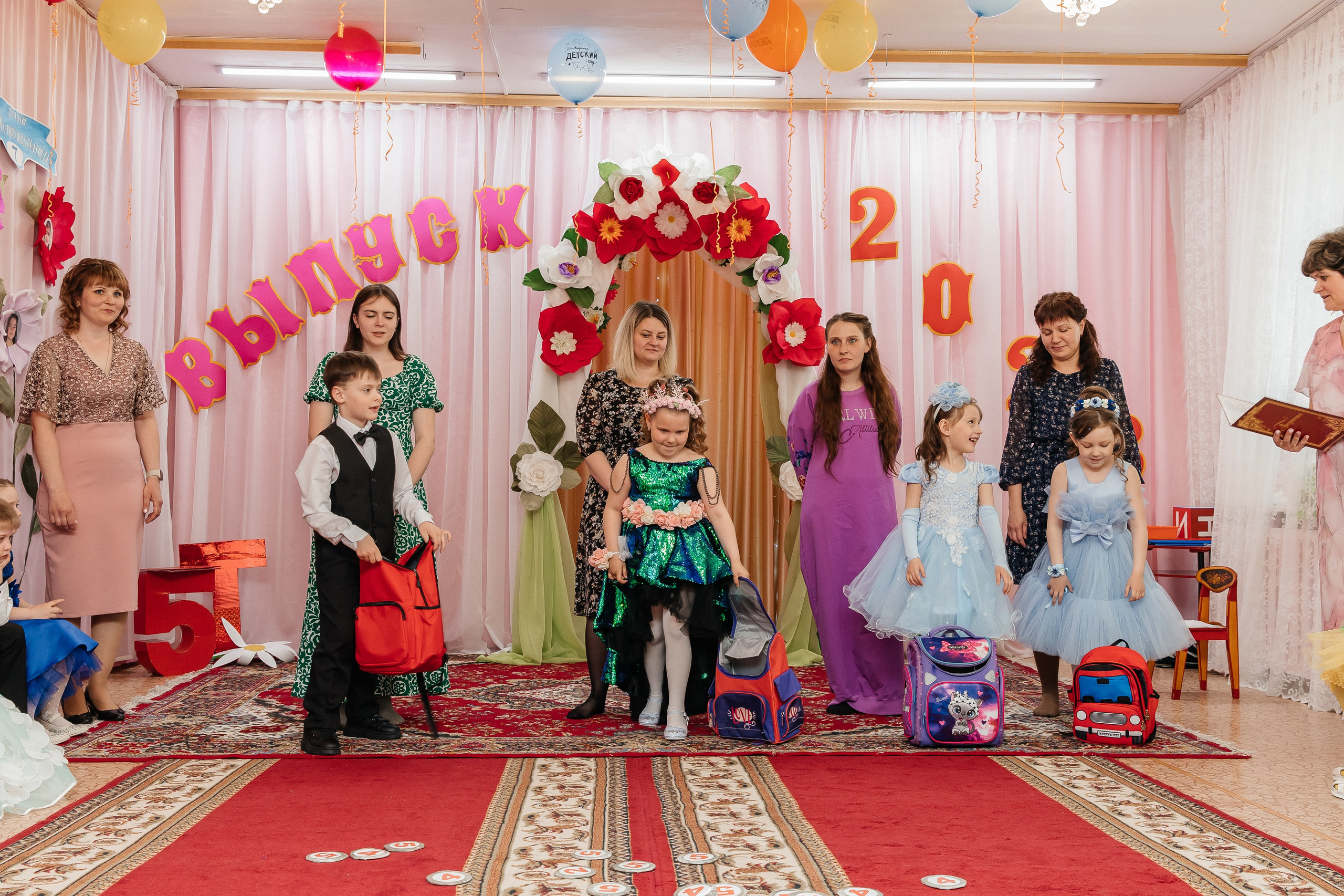 Выпускной Солнышко 2023. Воронистая Анастасия. Фотограф Якутия, Томпонский район