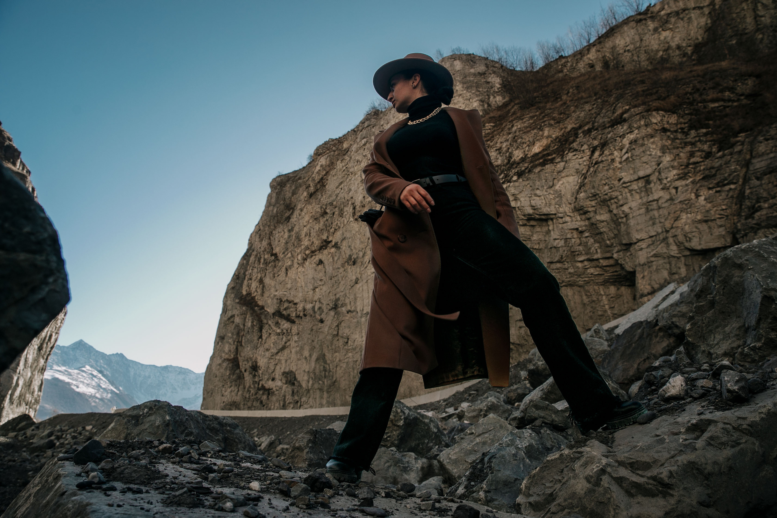 в Геналдонском Кармадонском ущелье фото где погиб Бодров провести съемку с фотографом Северная Осетия профессиональная съемка, сьемка в горах, сьемка в Северной Осетии,, Кармадонское ущелье, фотосессия в горах 