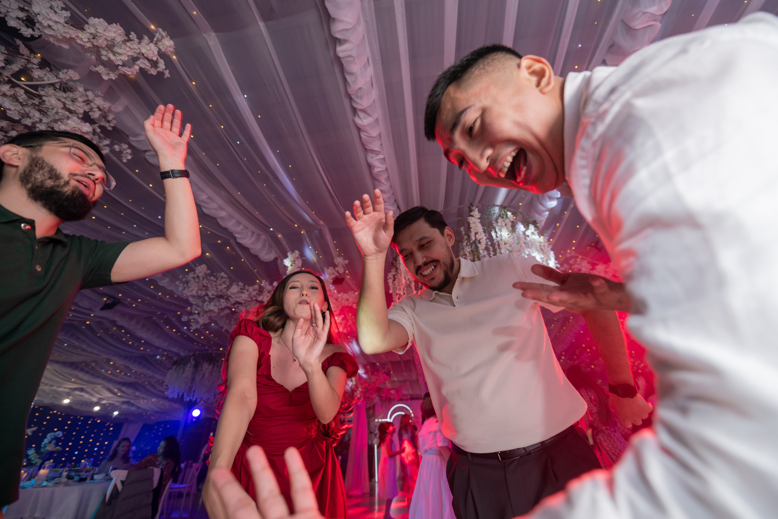 Вячеслав Аделm Свадьба. Фотограф Астана, Алматы