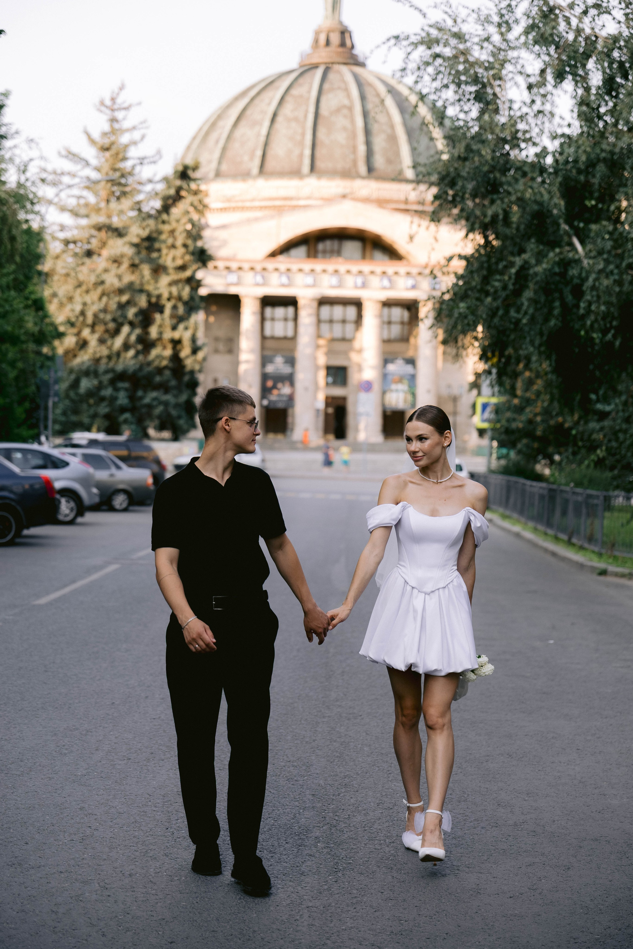 Татьяна, Вячеслав (Прогулка после ЗАГСа). Фотограф в Волгограде Кристина Прохоренко