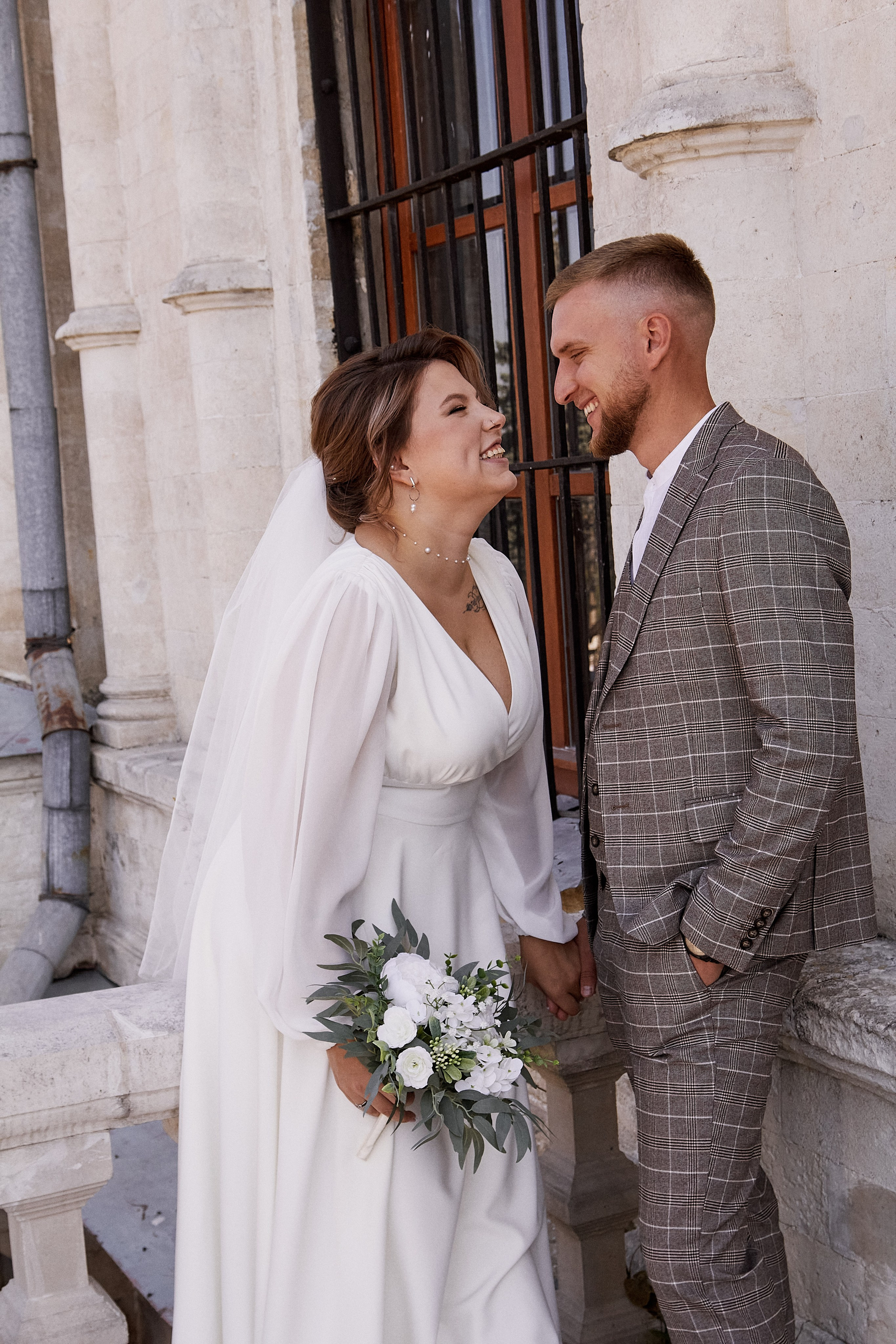 Алевтина и Дмитрий. Владимирский храм. Фотограф лавстори Москва/МО Приятелева Ангелина