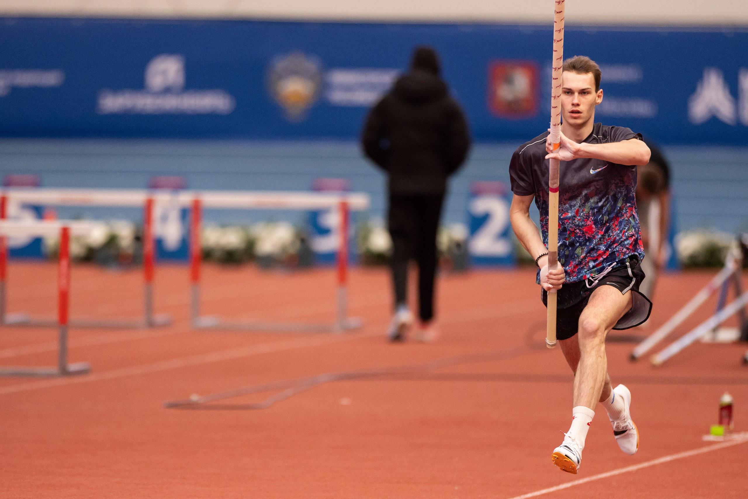 Турнир по легкой атлетике «Русская зима». Спортивный репортажный фотограф Казань Нафис Сиразетдинов