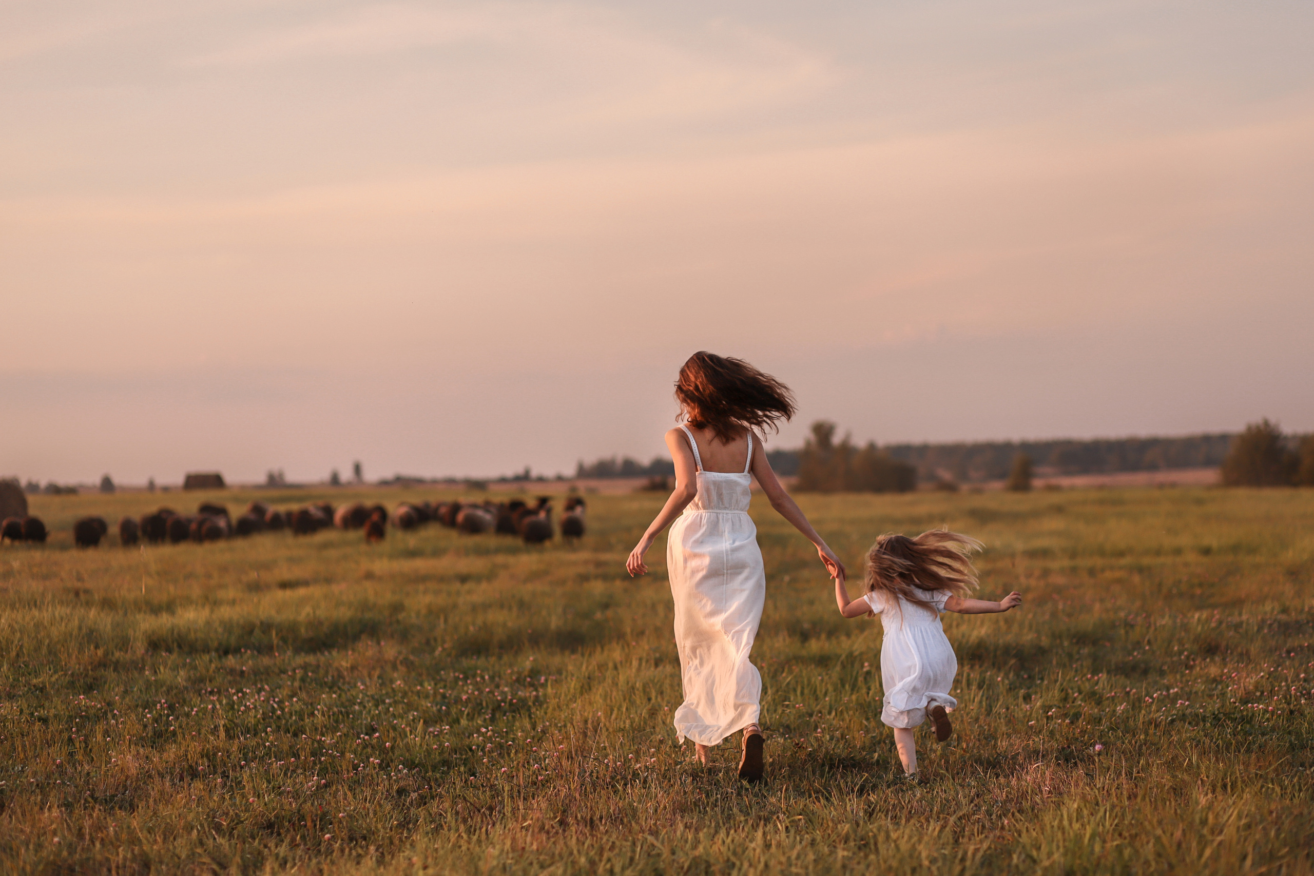 Пикник в стогах. Семейный и детский фотограф в Калуге Вероника Голованова