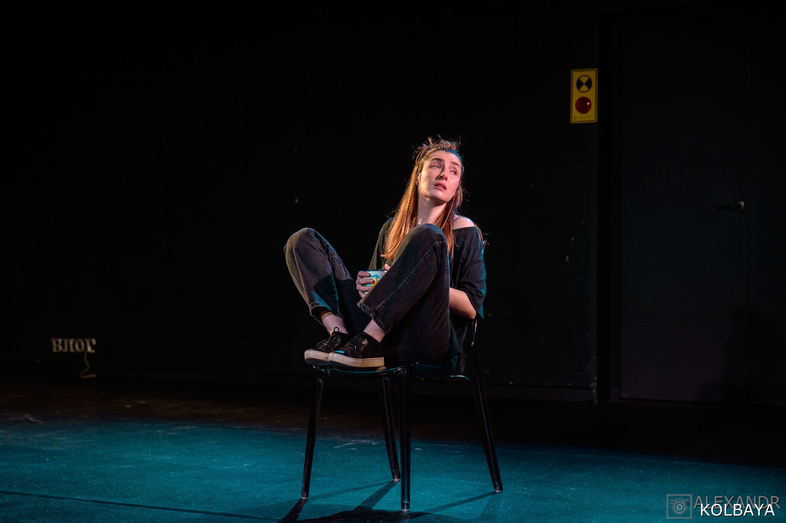 Спектакль «Мама, я блогер». Концертный и театральный репортажный фотограф в Москве Александр Колбая