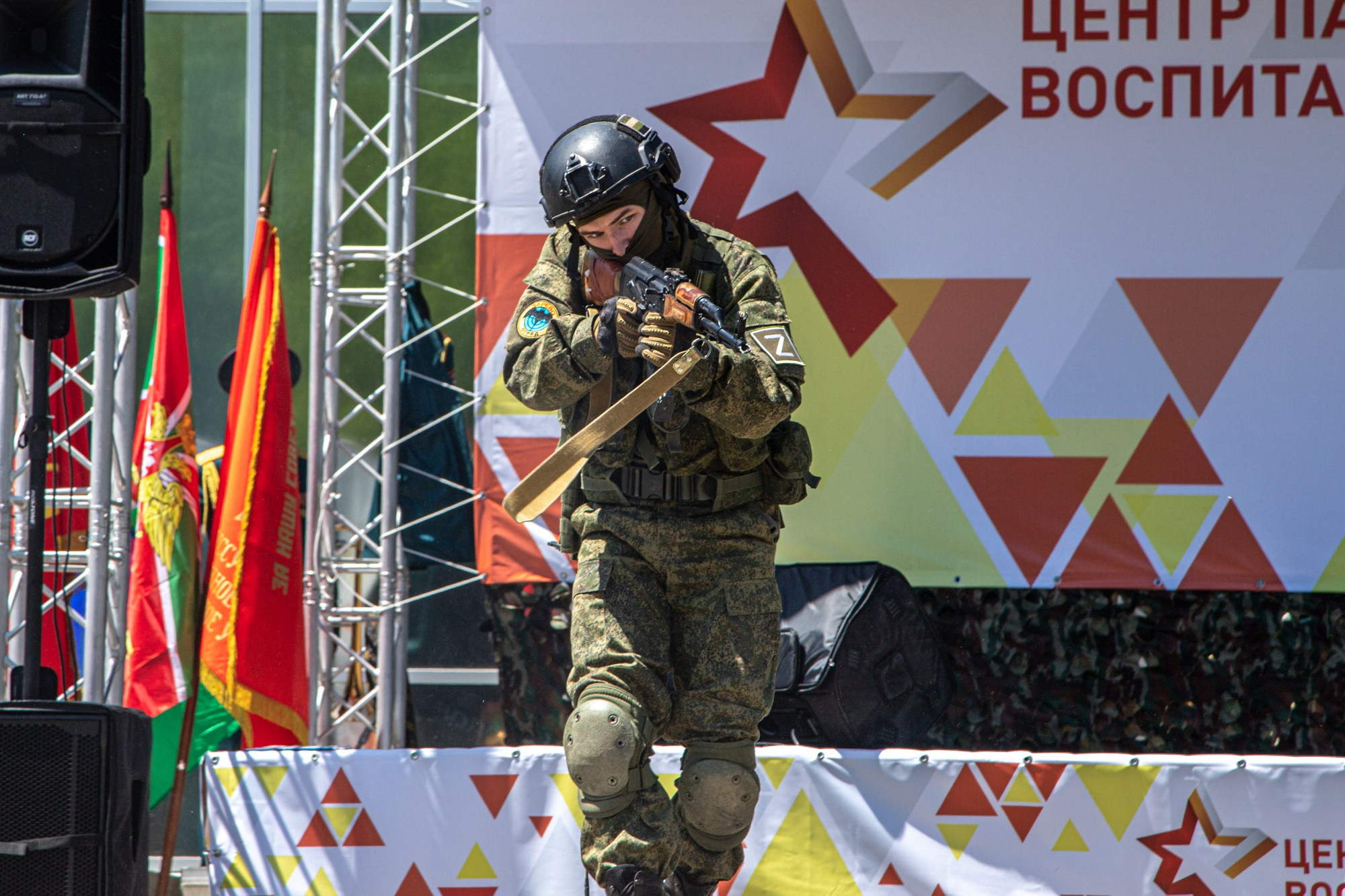 Патриотический фестиваль «Наследие». Репортажный, промышленный и маркетплейс-фотограф Дмитрий Чернат