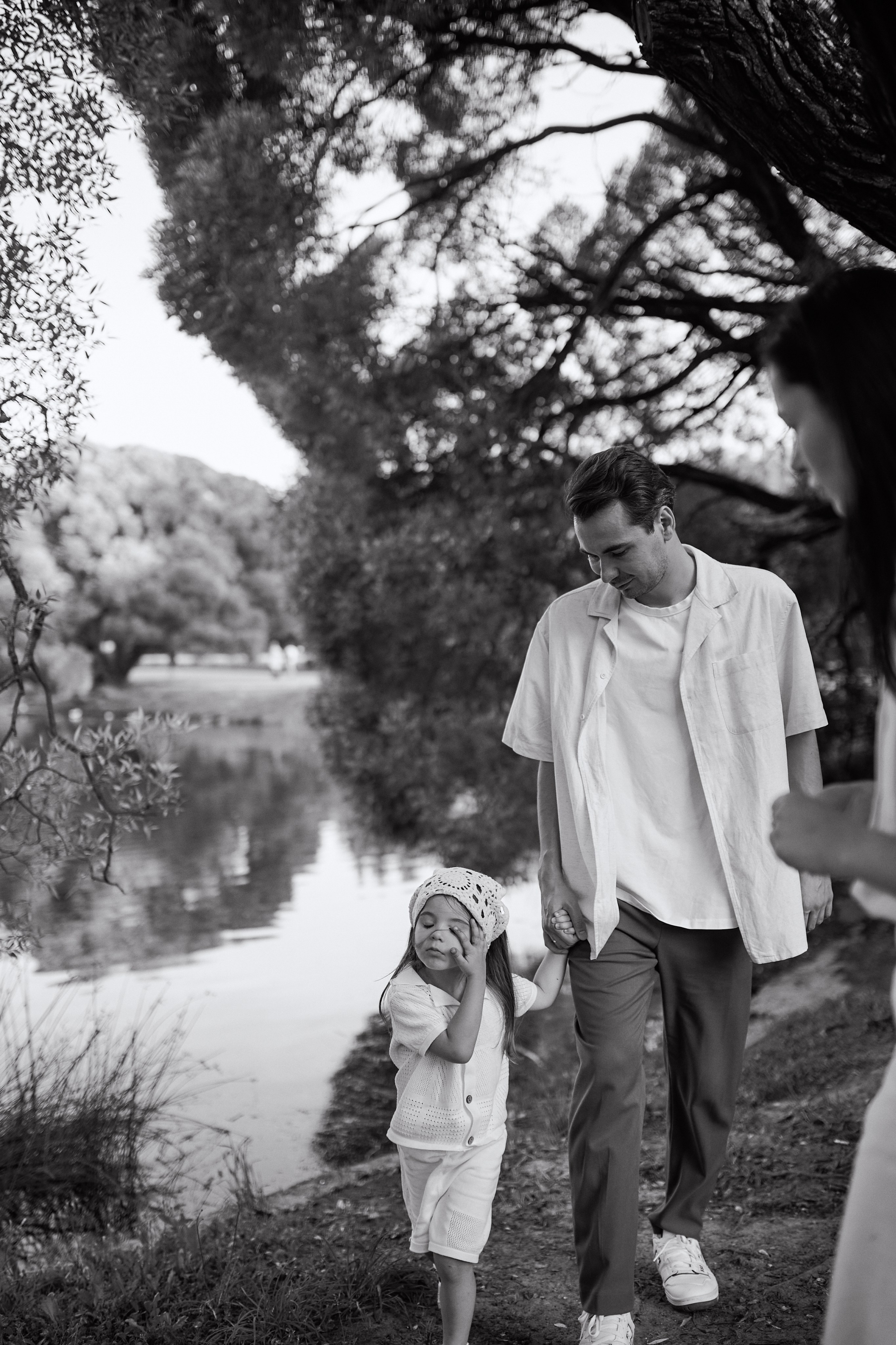 Рохус, Юля и Оливия в парке Останкино. Семейный и свадебный lifestyle-фотограф в Москве Мария Петрова